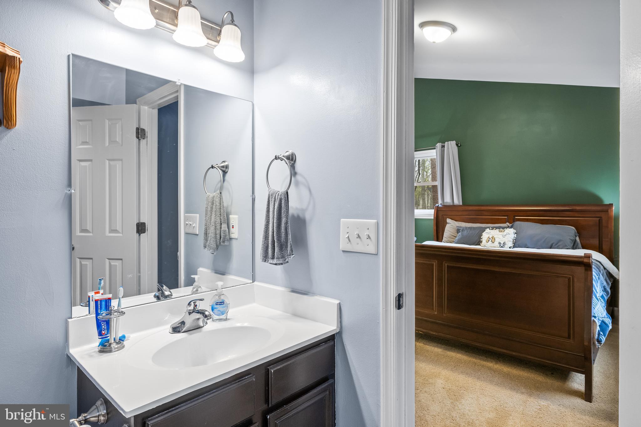 LAKE WILDERNESS - Residential