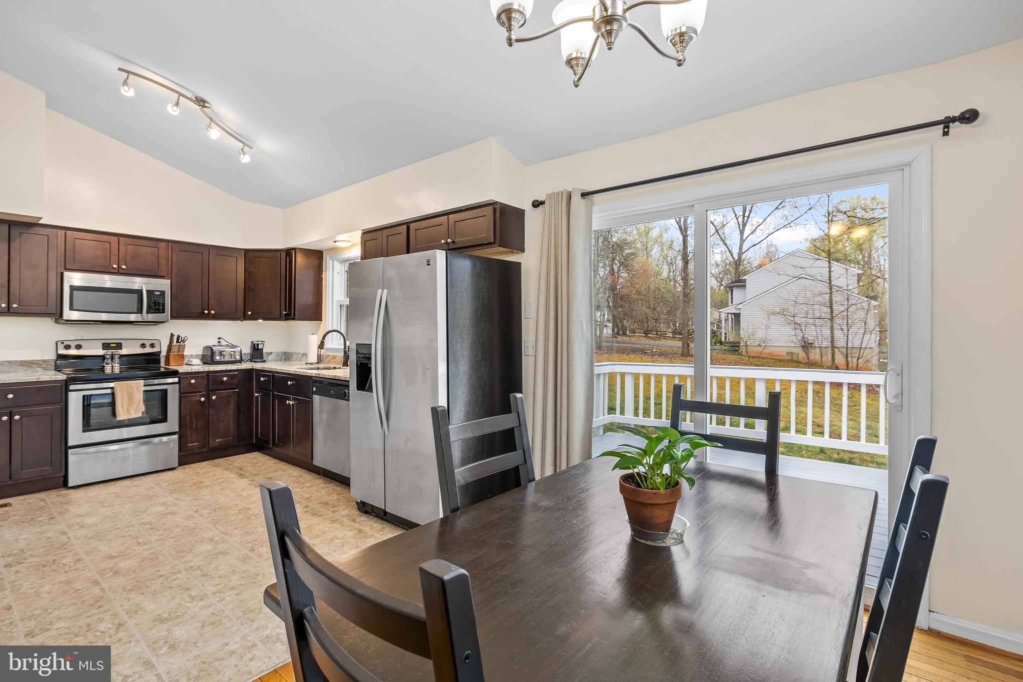 LAKE WILDERNESS - Residential