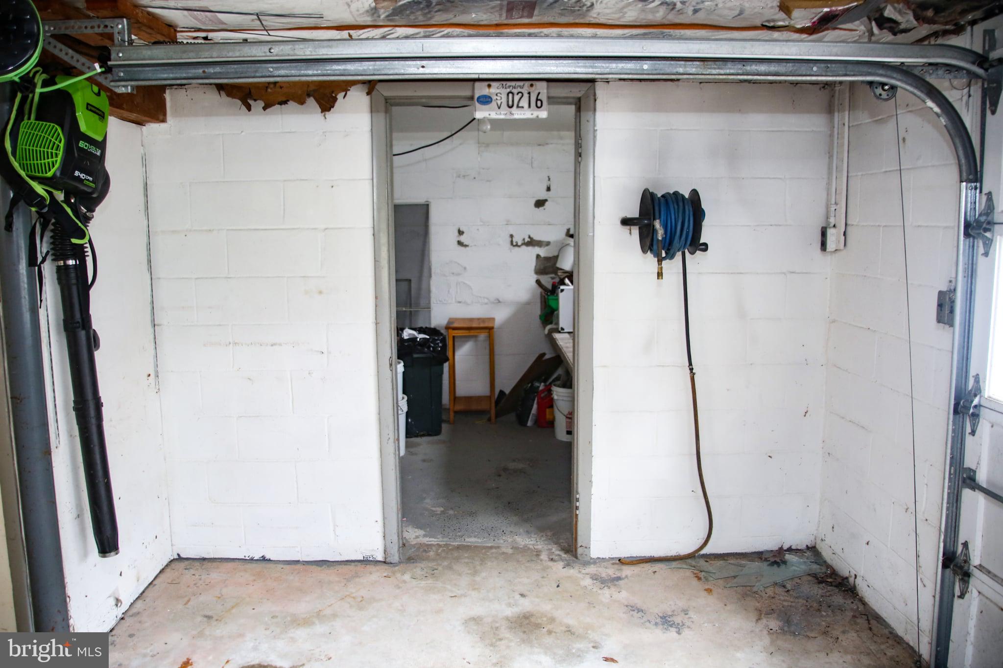 OAK HALL - Residential