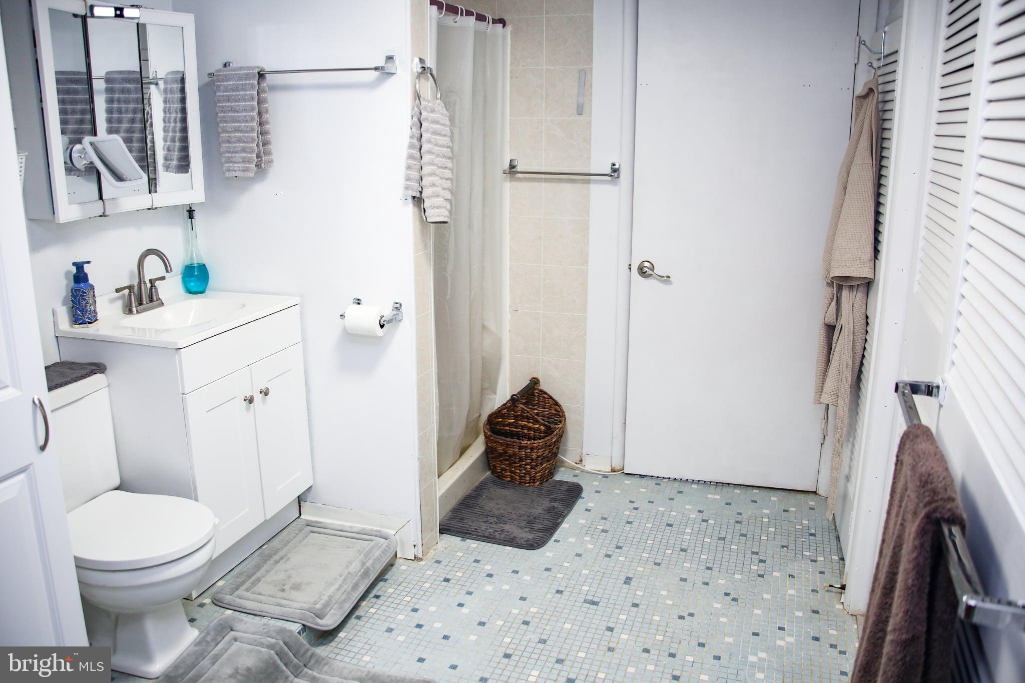 OAK HALL - Residential