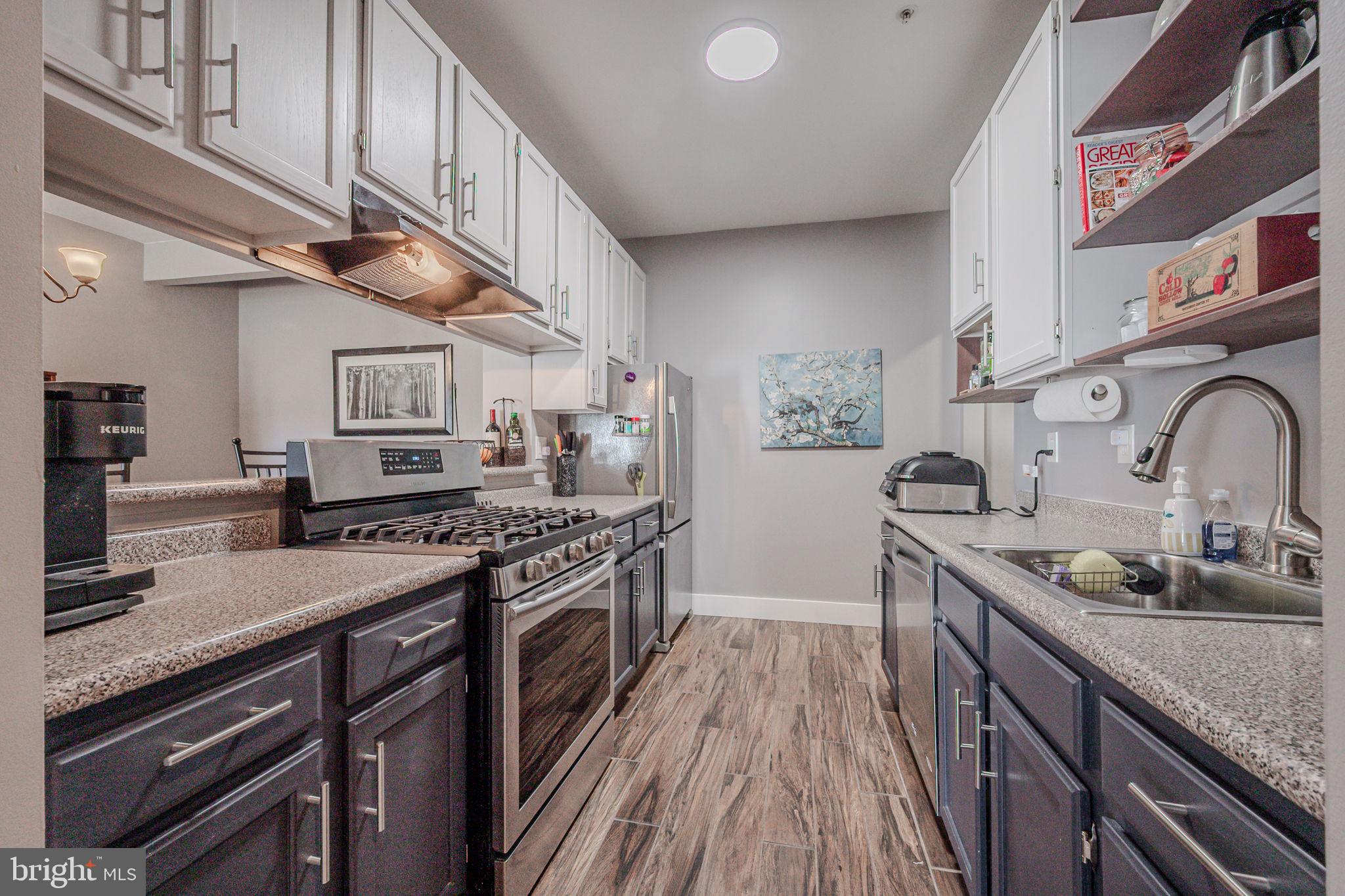 WATERS EDGE - Residential