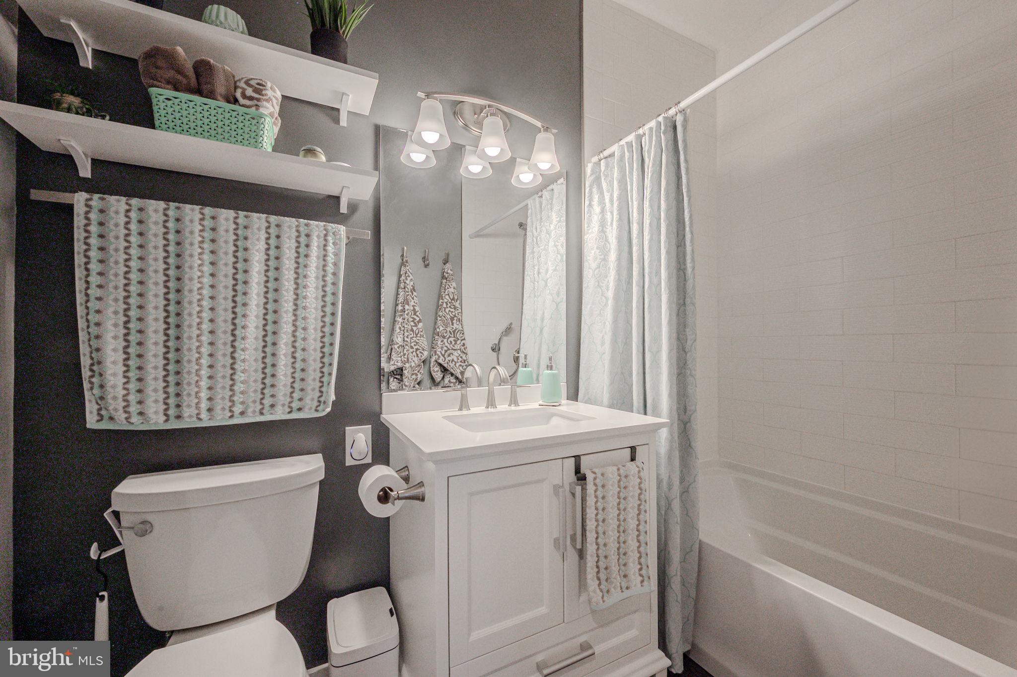 WATERS EDGE - Residential