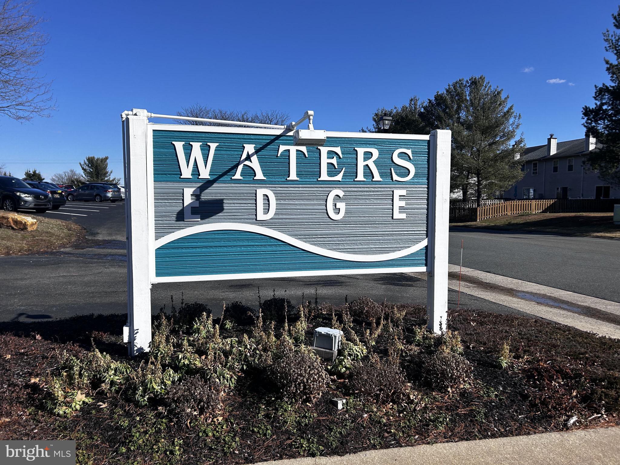 WATERS EDGE - Residential