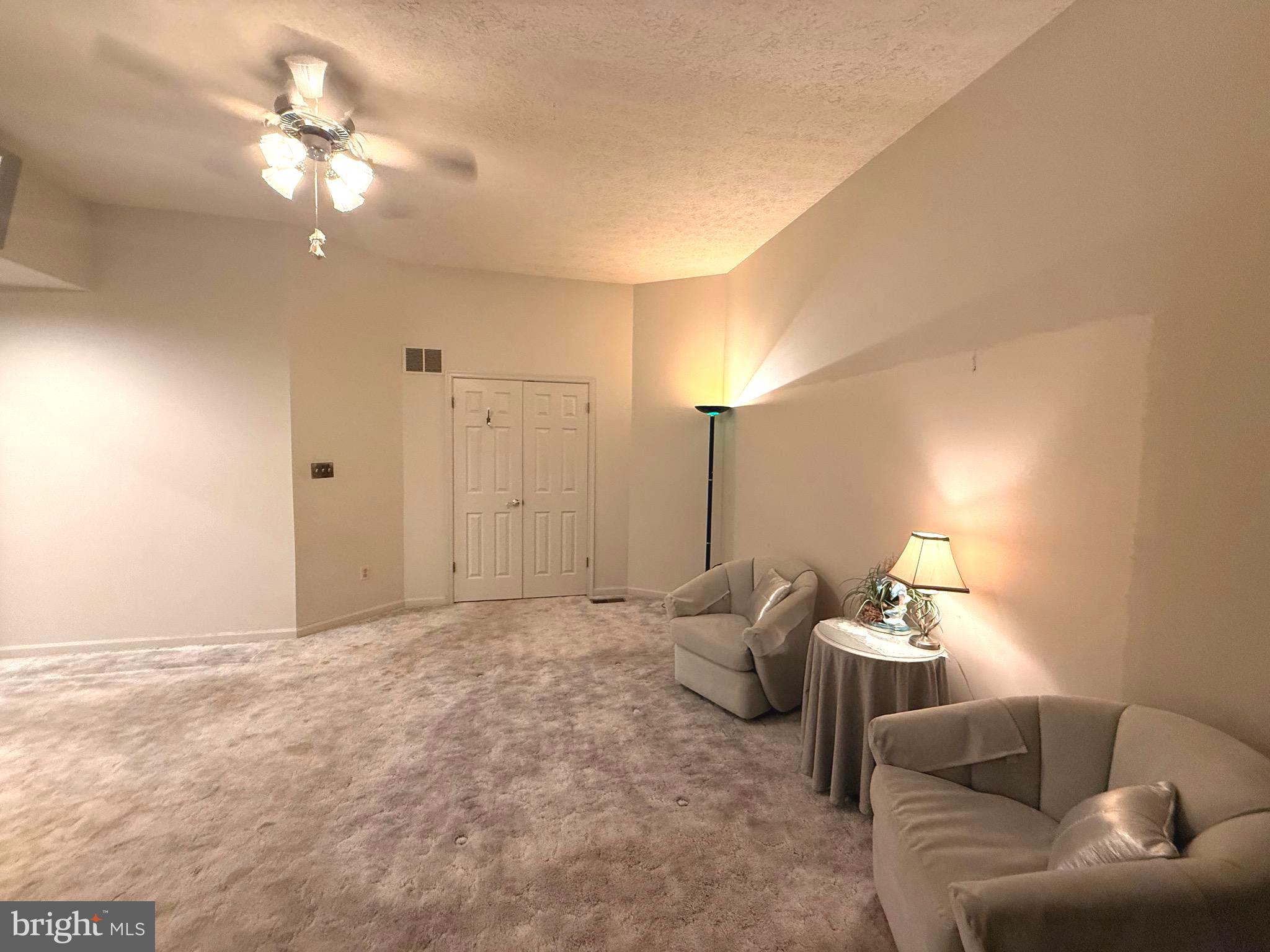 DUNDALK FARMS - Residential