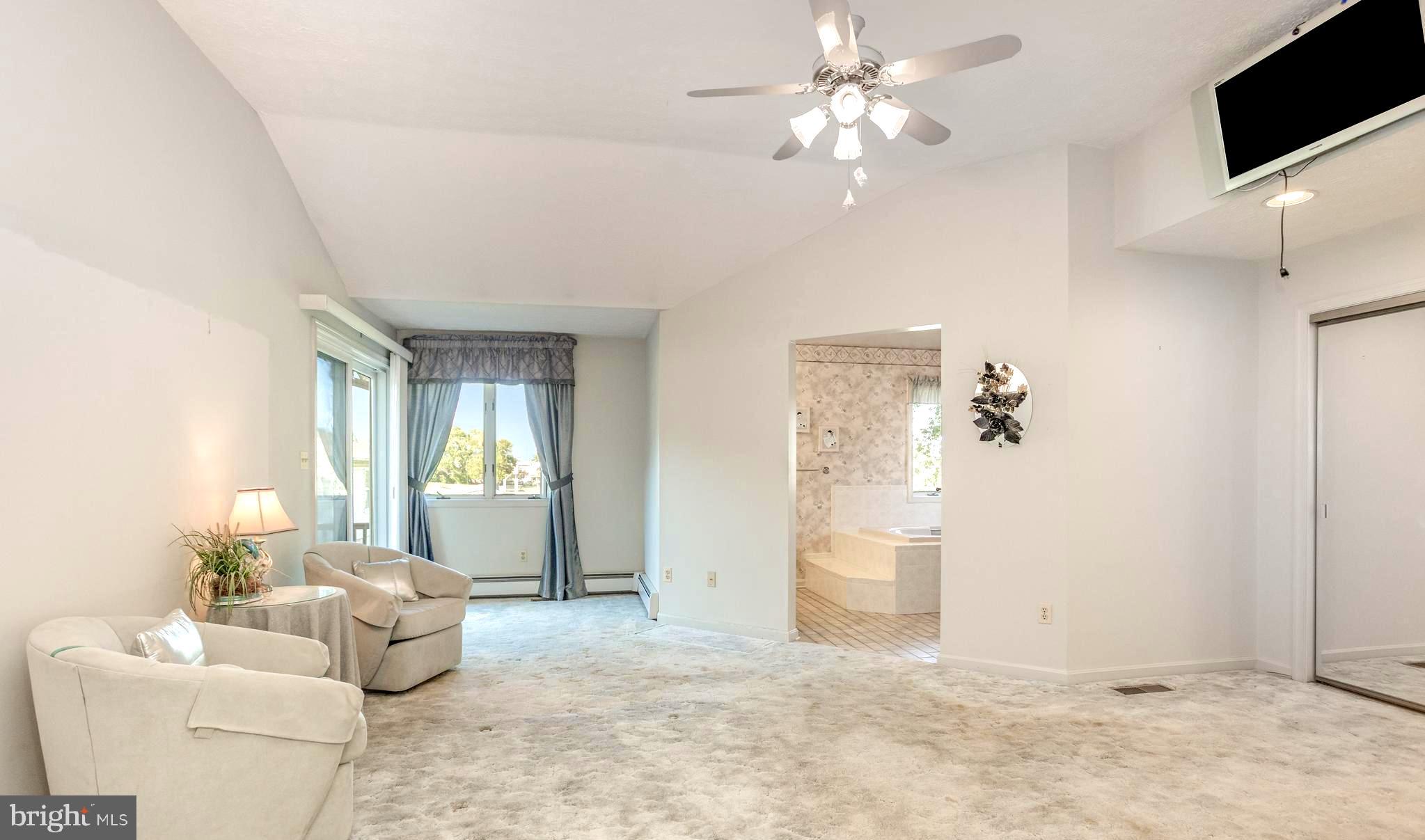DUNDALK FARMS - Residential