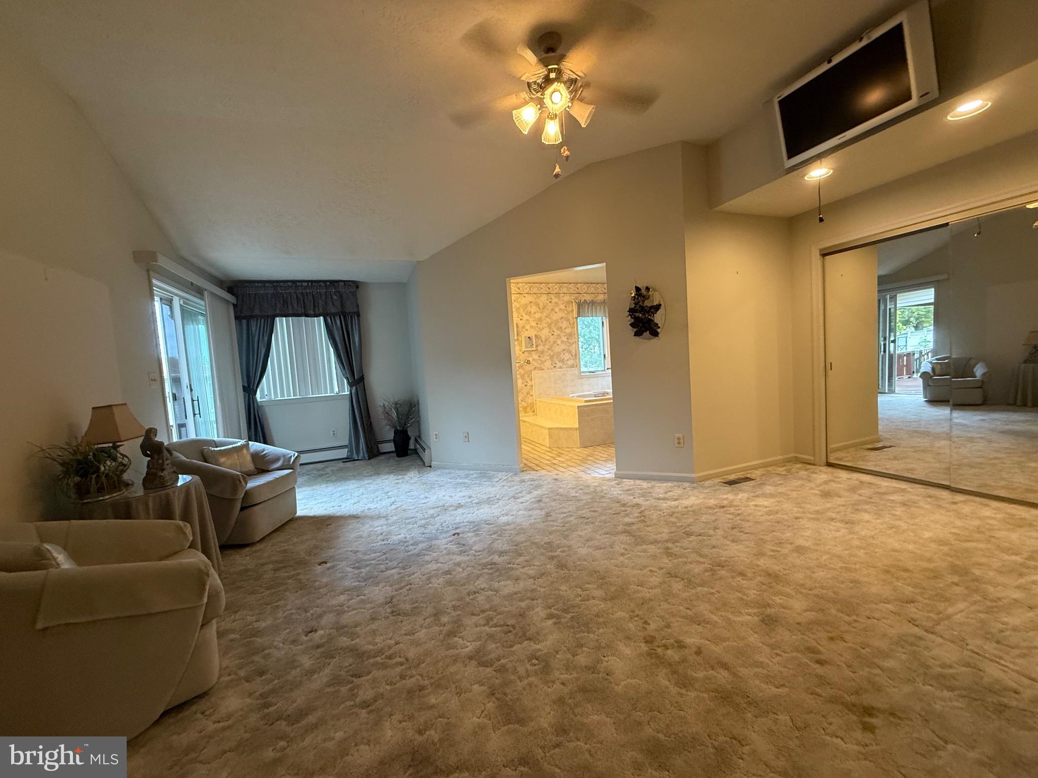 DUNDALK FARMS - Residential