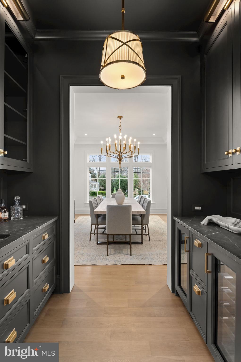 COUNTRY CLUB HILLS - Residential