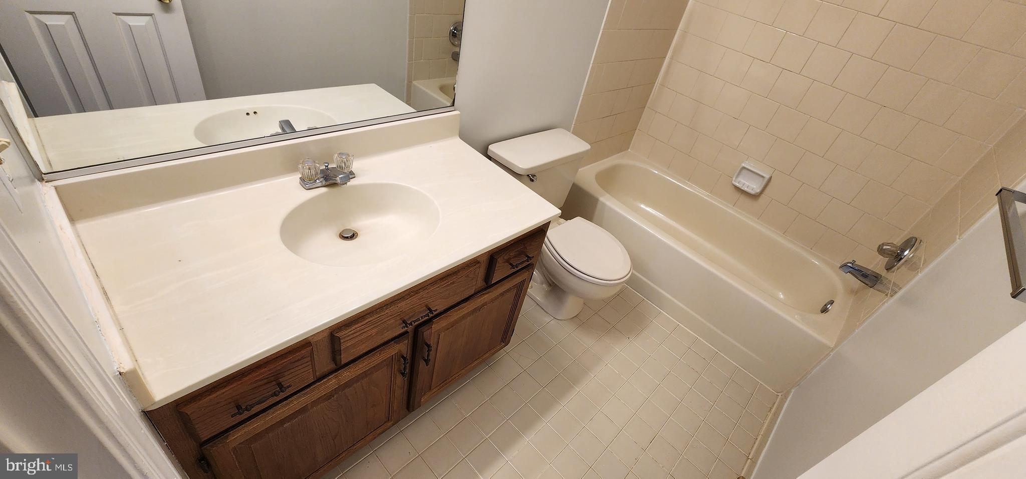 VILLAGES OF MARLBOROUGH - Residential Lease