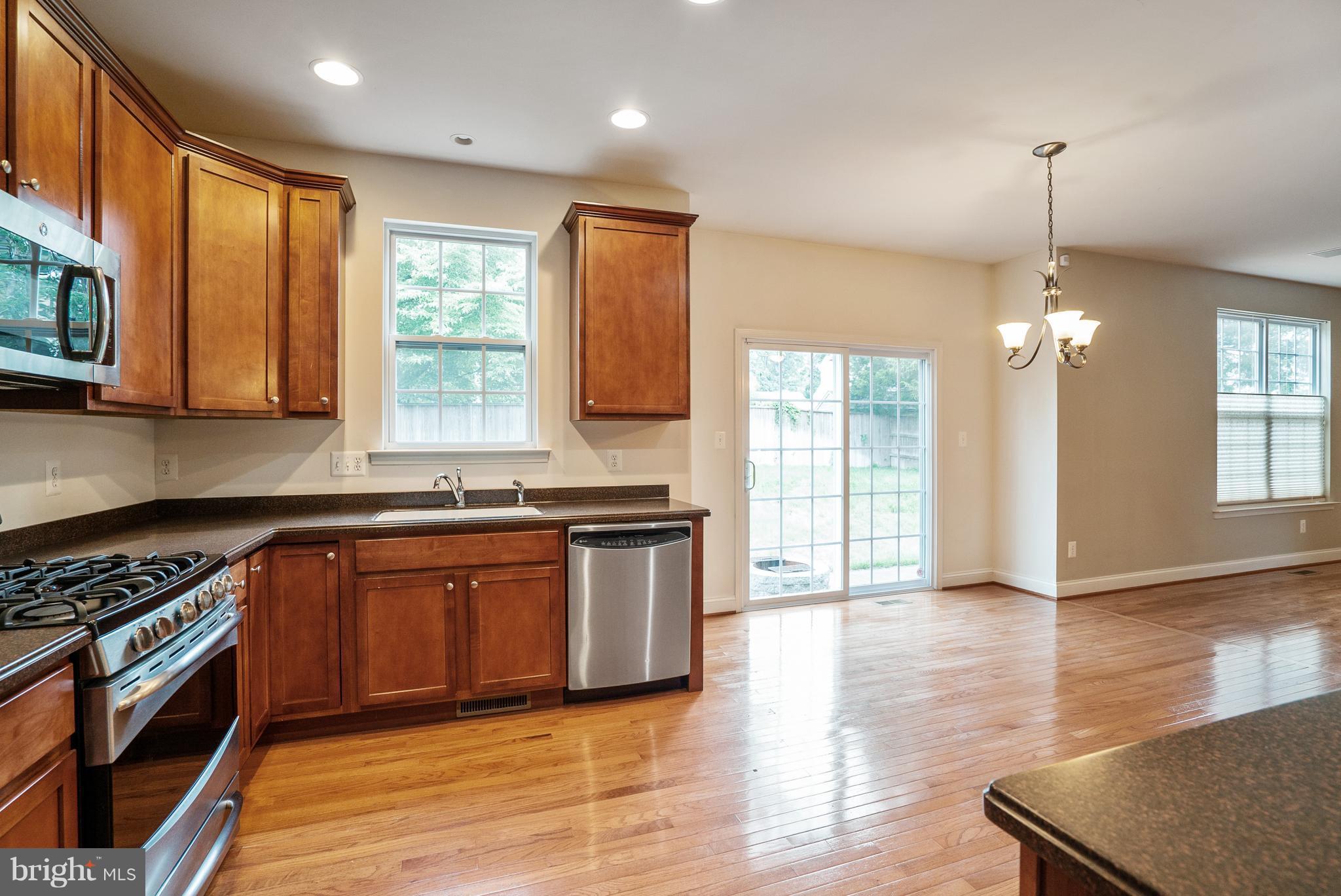 ASHBURN - Residential