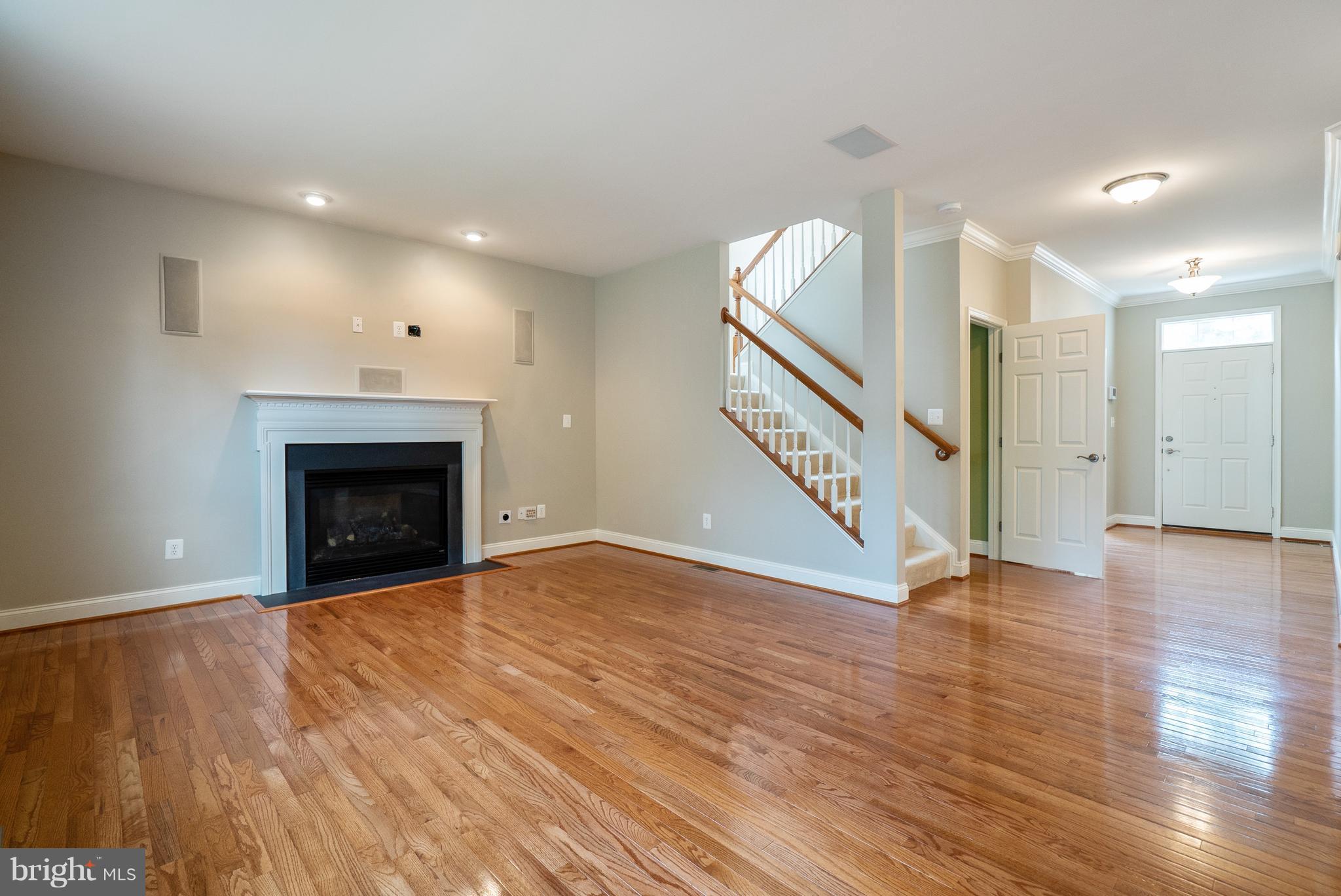 ASHBURN - Residential