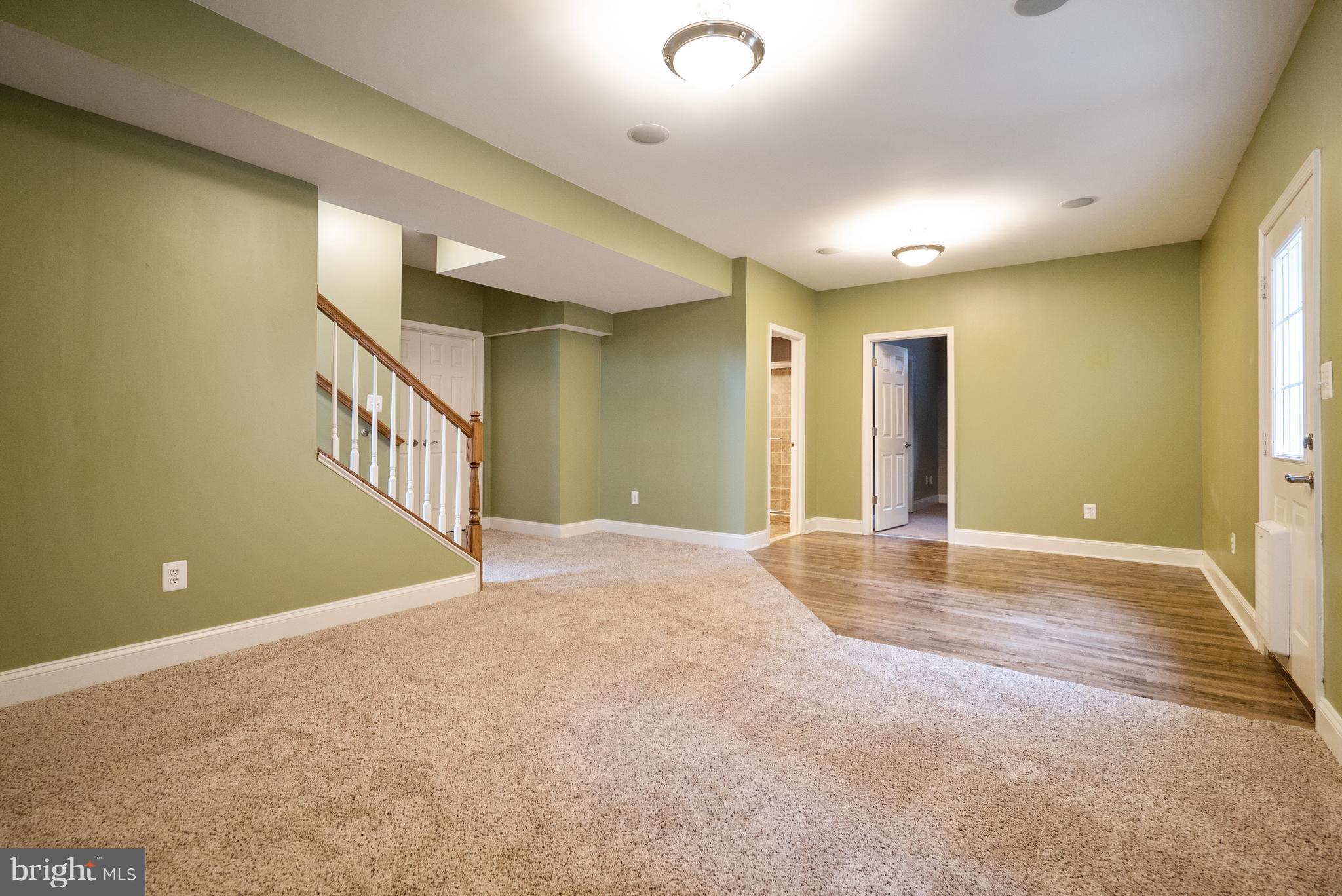 ASHBURN - Residential