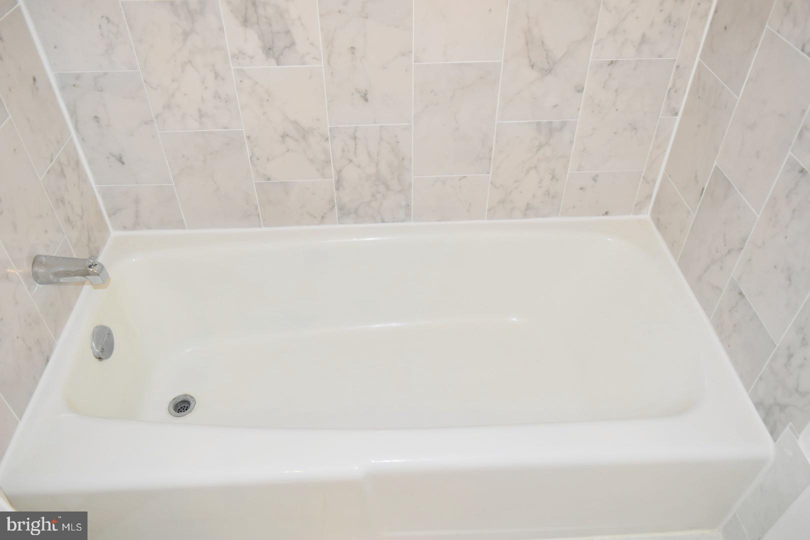 PAVILION ON THE PARK - Residential Lease