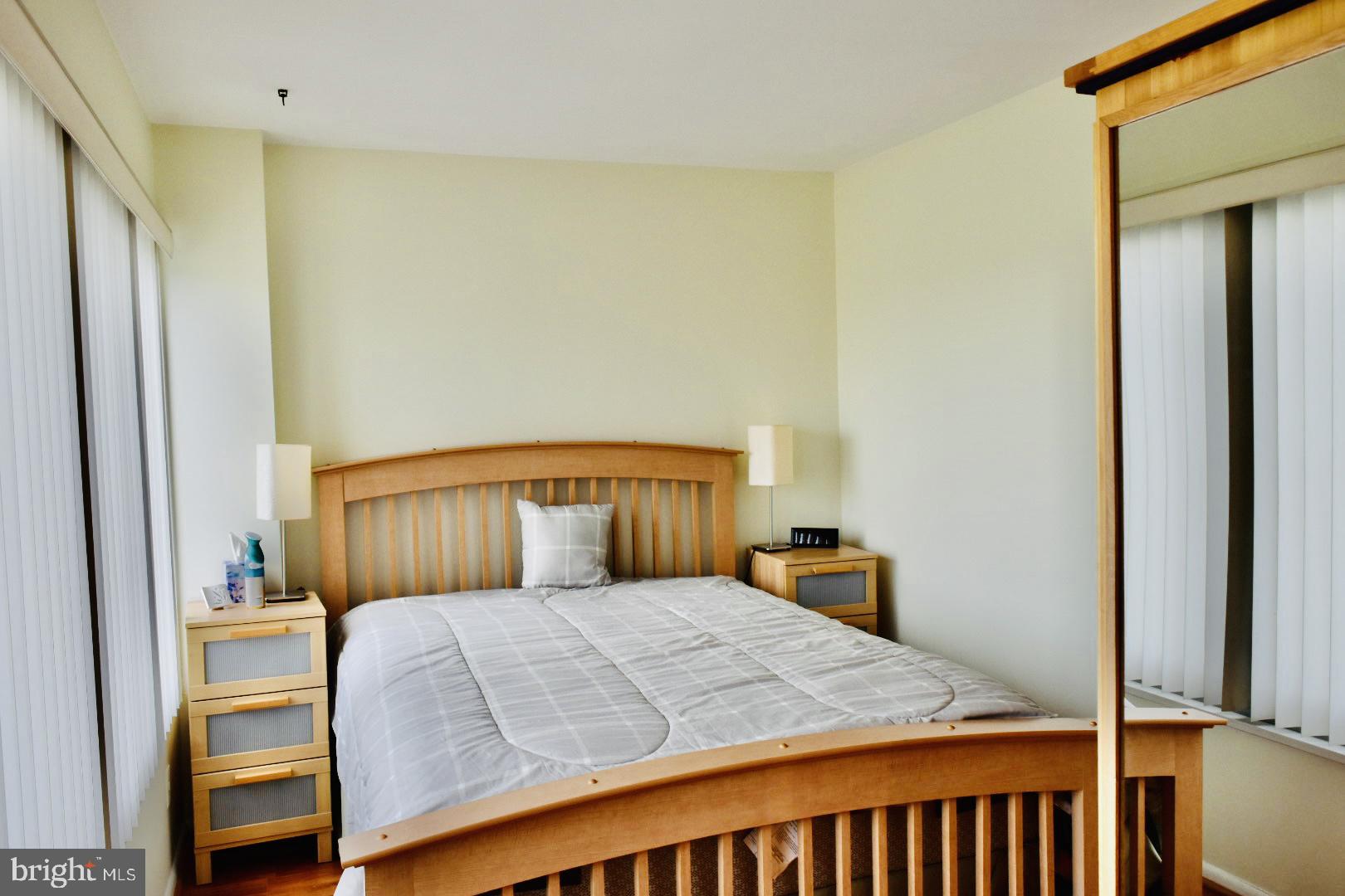 PAVILION ON THE PARK - Residential Lease