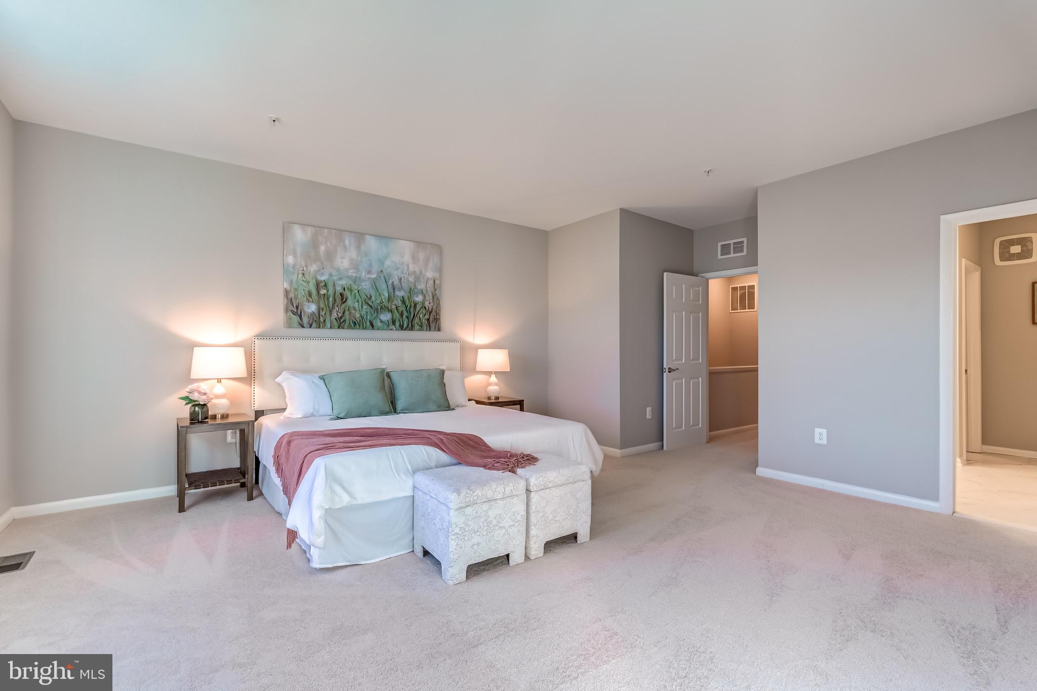 ONE LOUDOUN - Residential