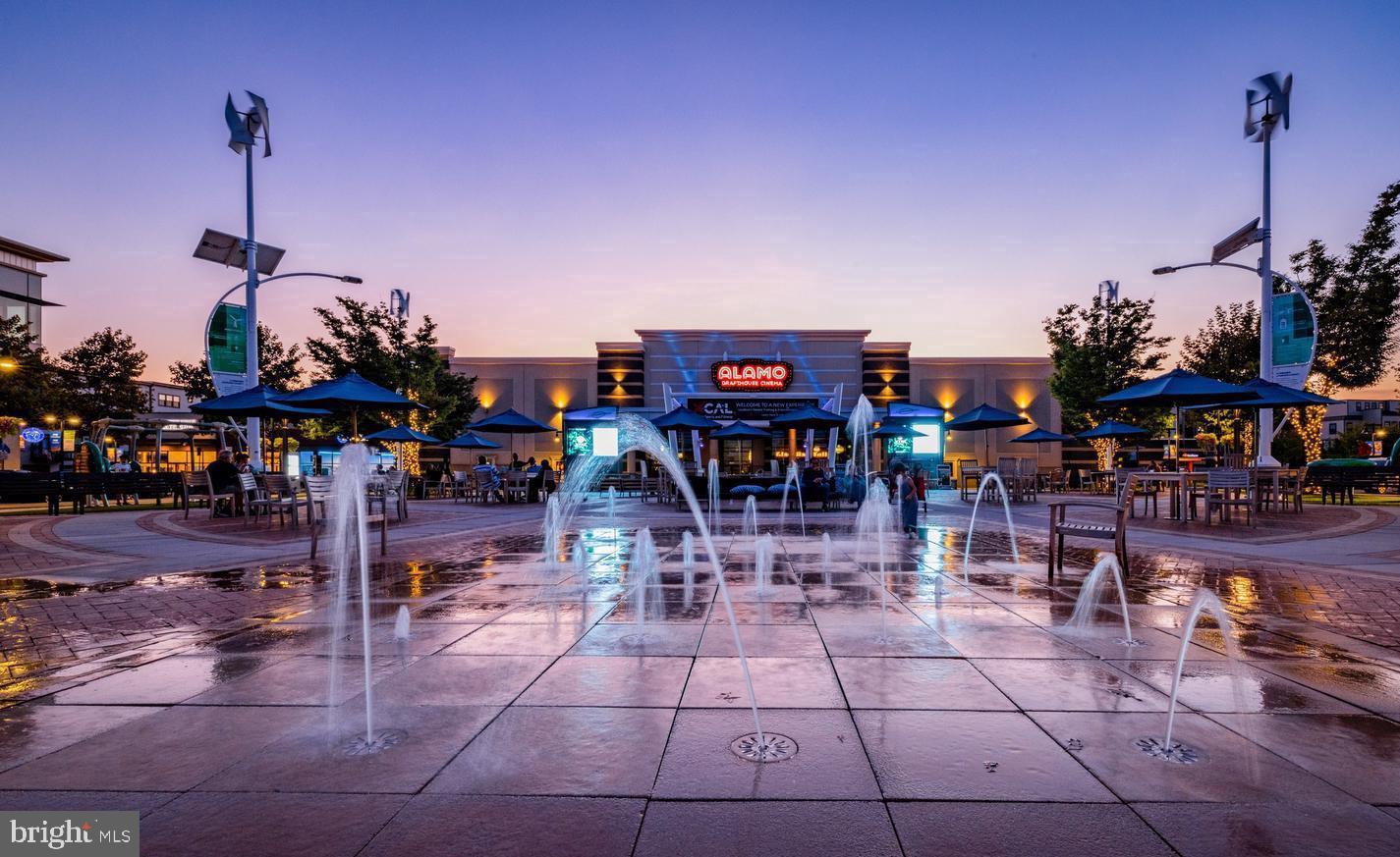 ONE LOUDOUN - Residential