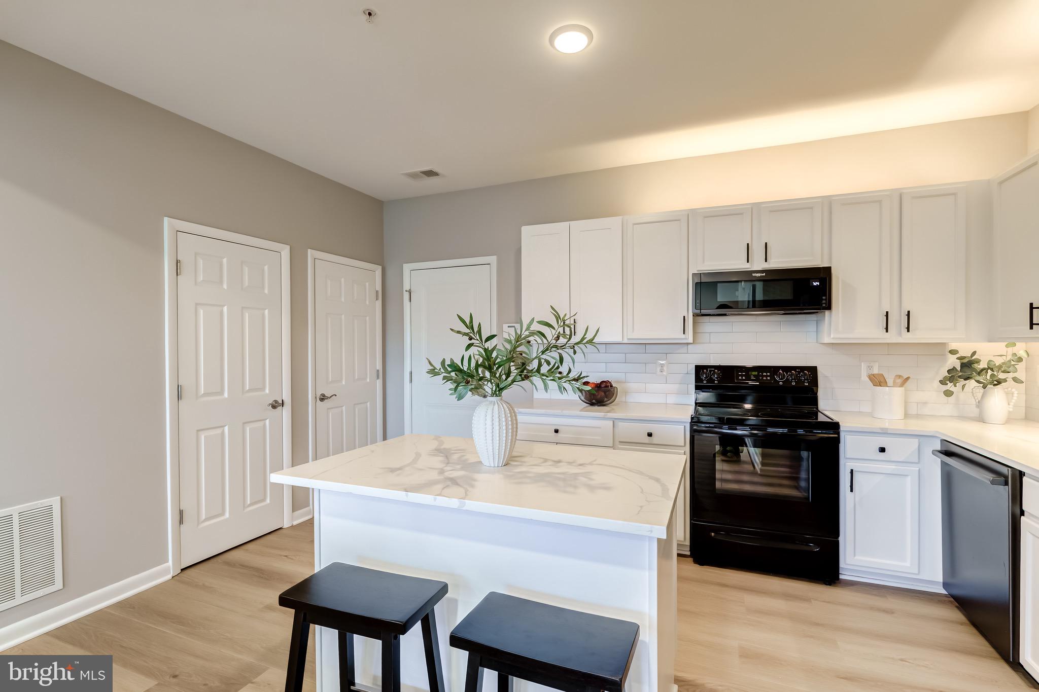 ONE LOUDOUN - Residential