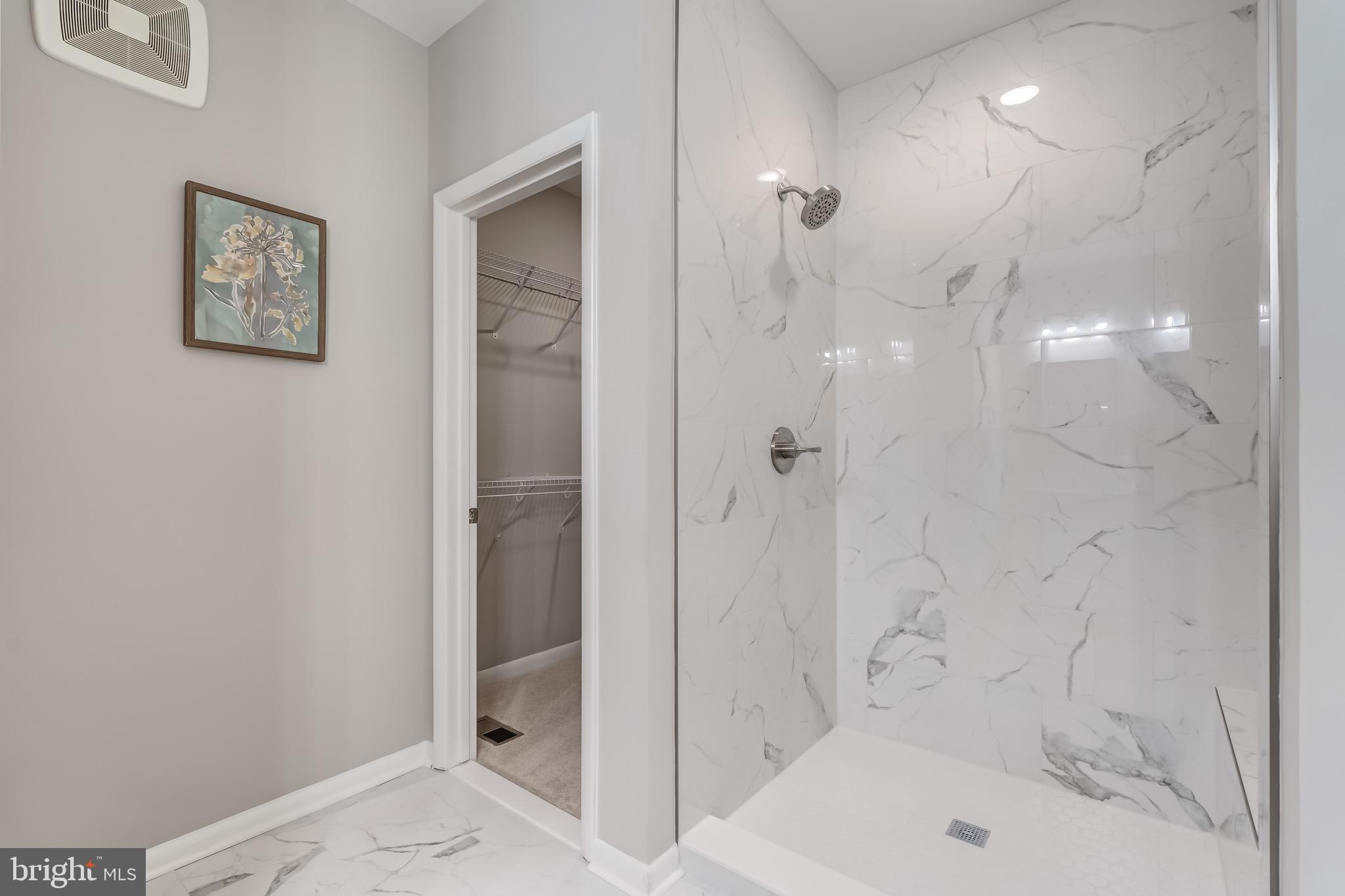 ONE LOUDOUN - Residential