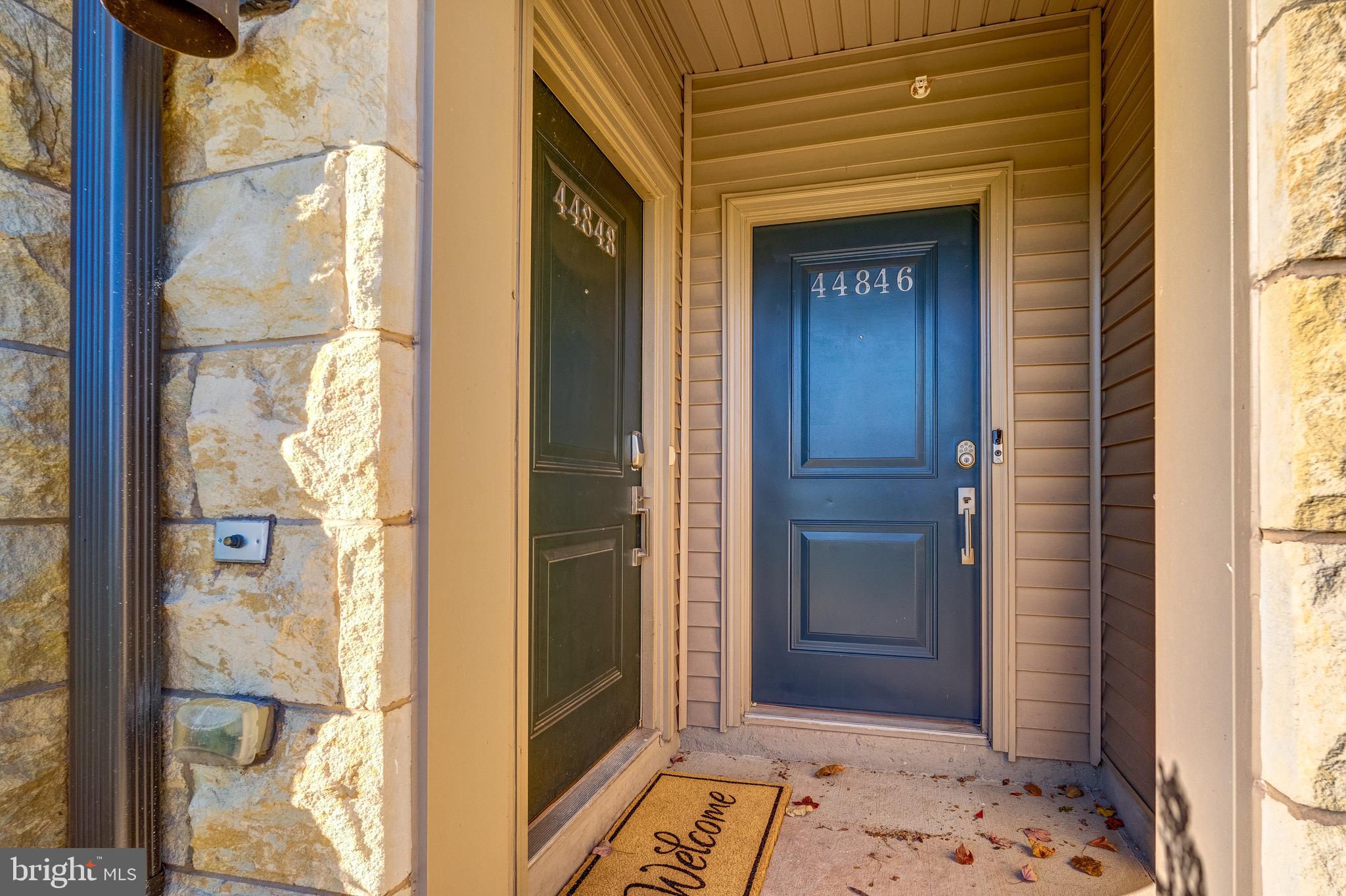 ONE LOUDOUN - Residential