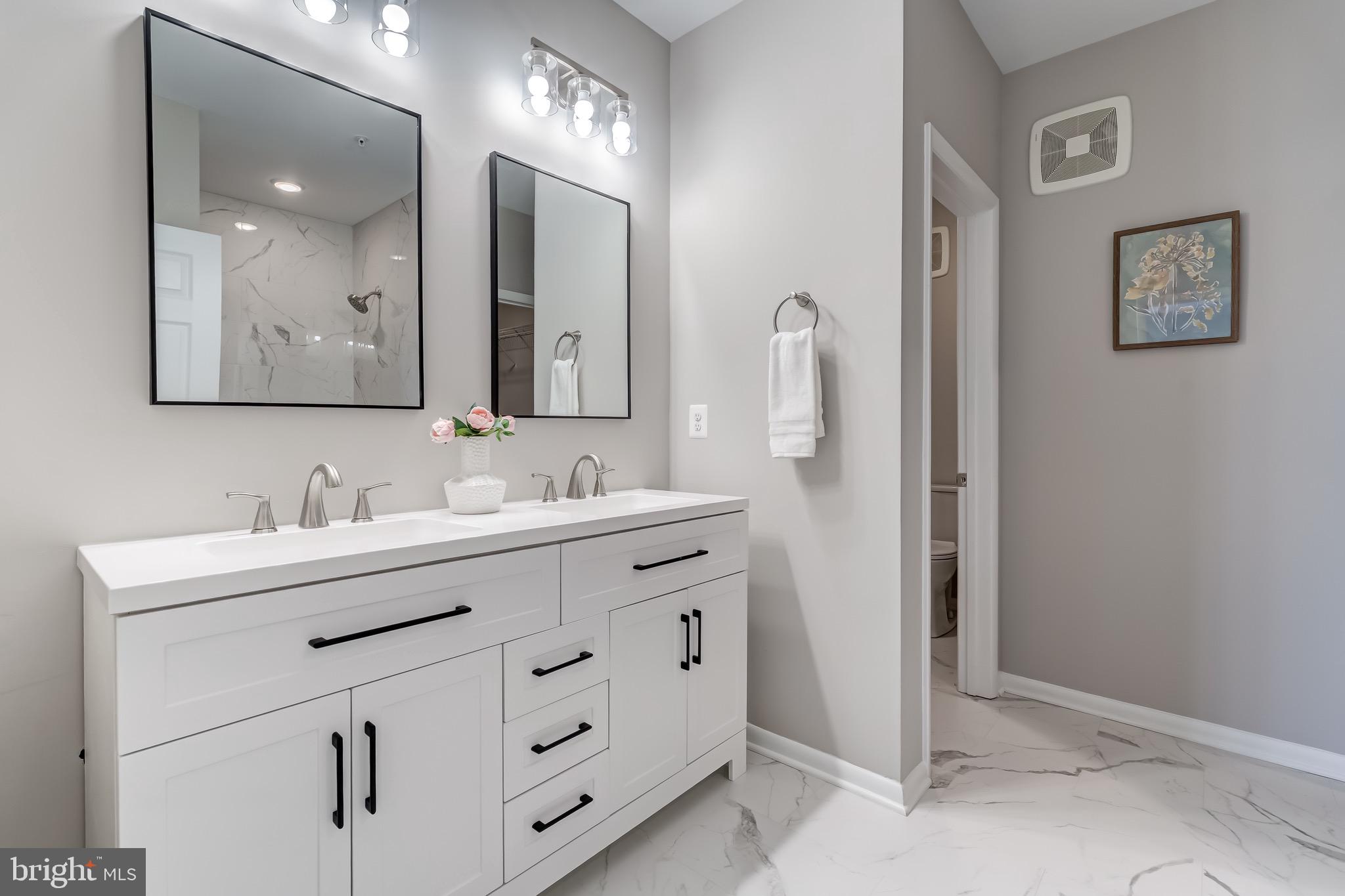 ONE LOUDOUN - Residential