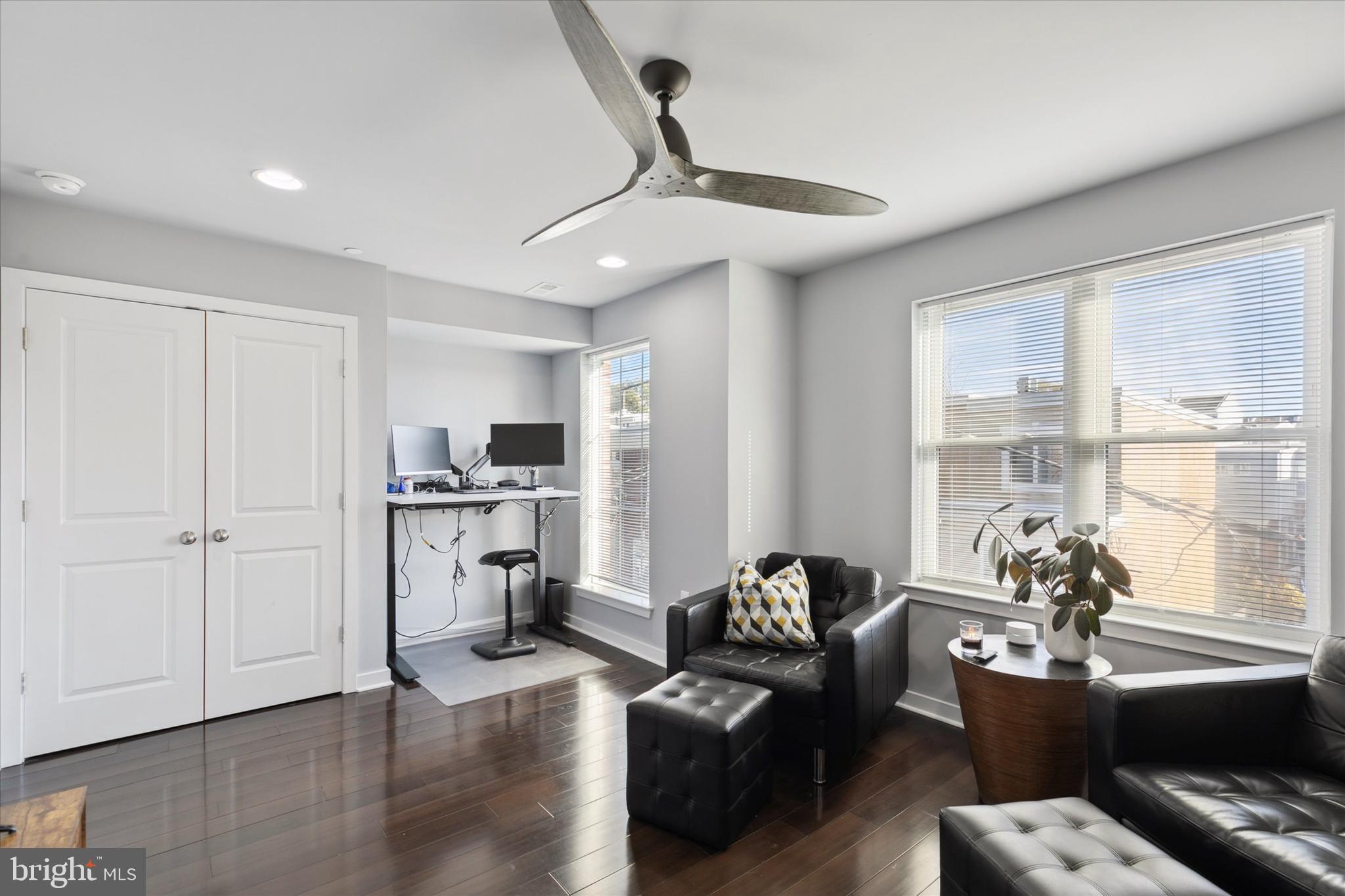 MANAYUNK - Residential