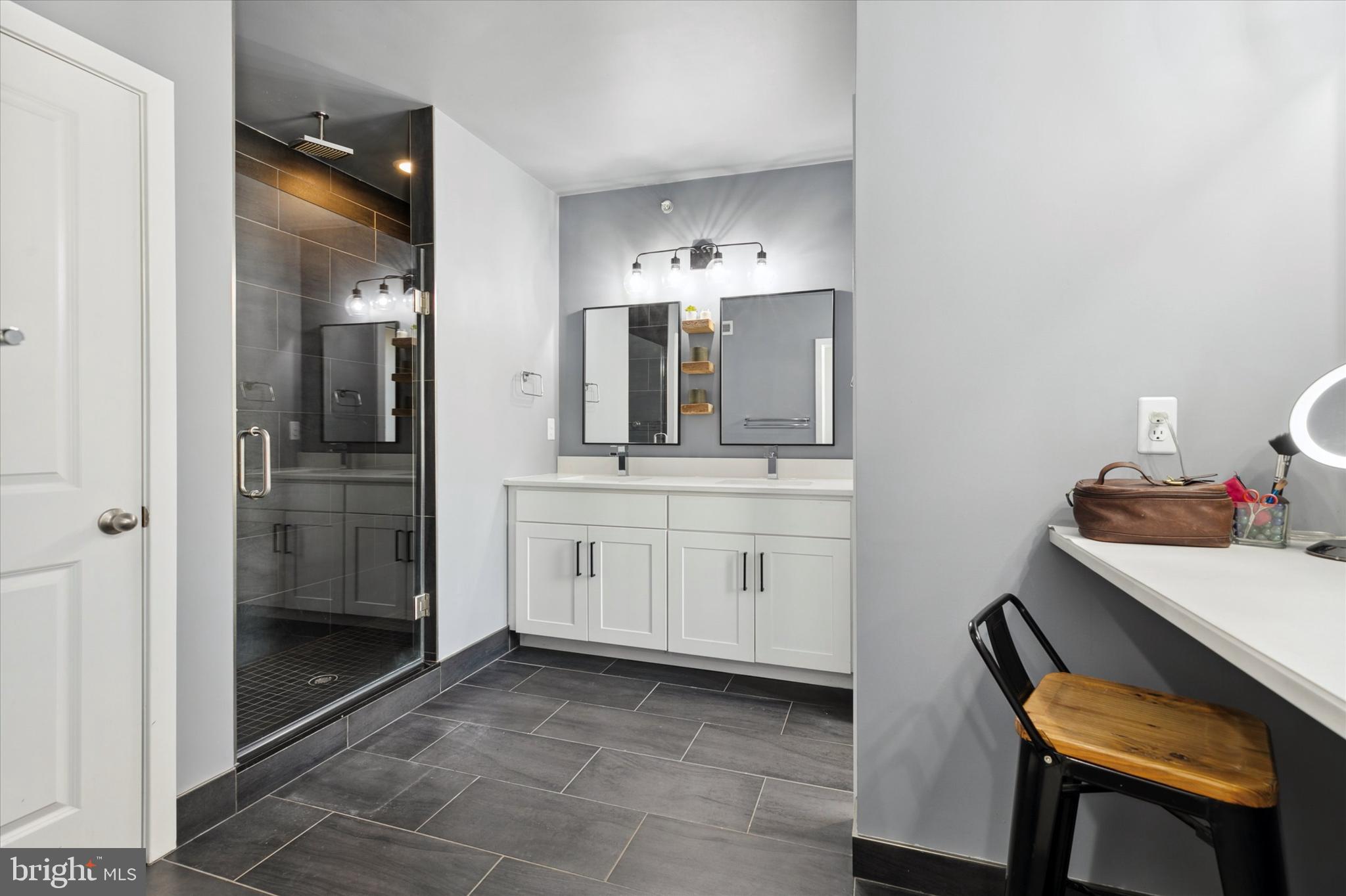 MANAYUNK - Residential