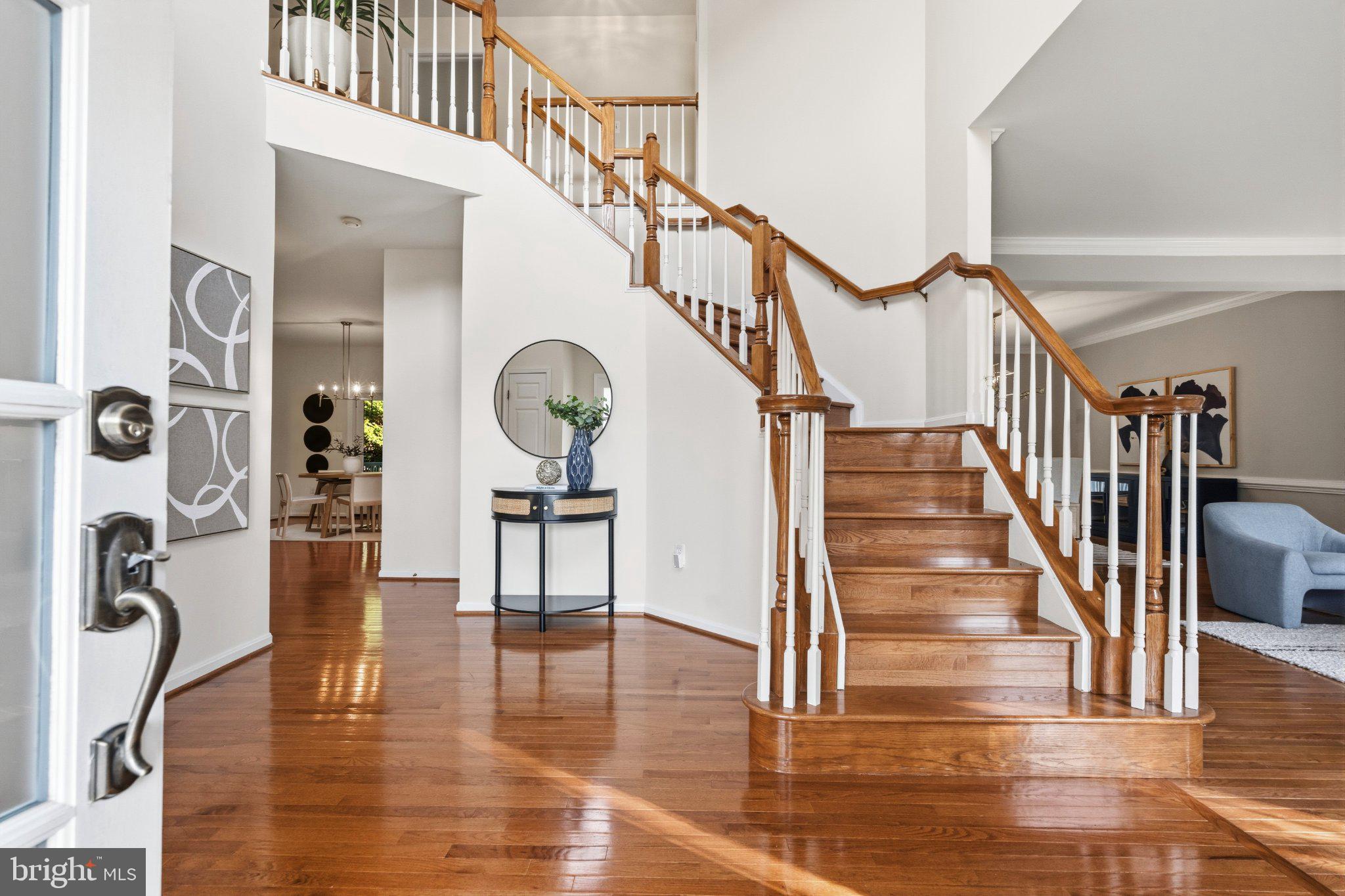 8233 FRANKLIN DRIVE