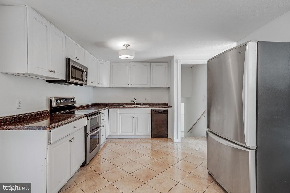 WILLOW WOOD ESTATES - Residential