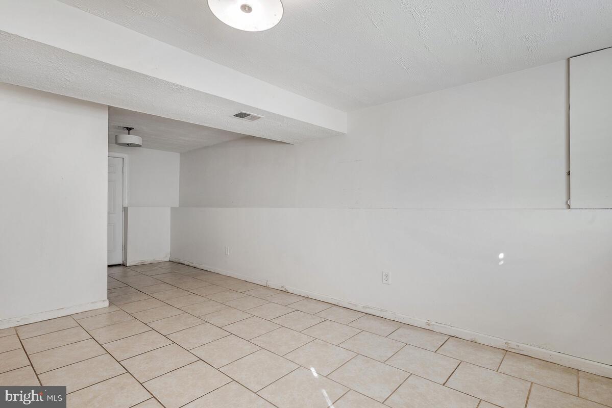 WILLOW WOOD ESTATES - Residential