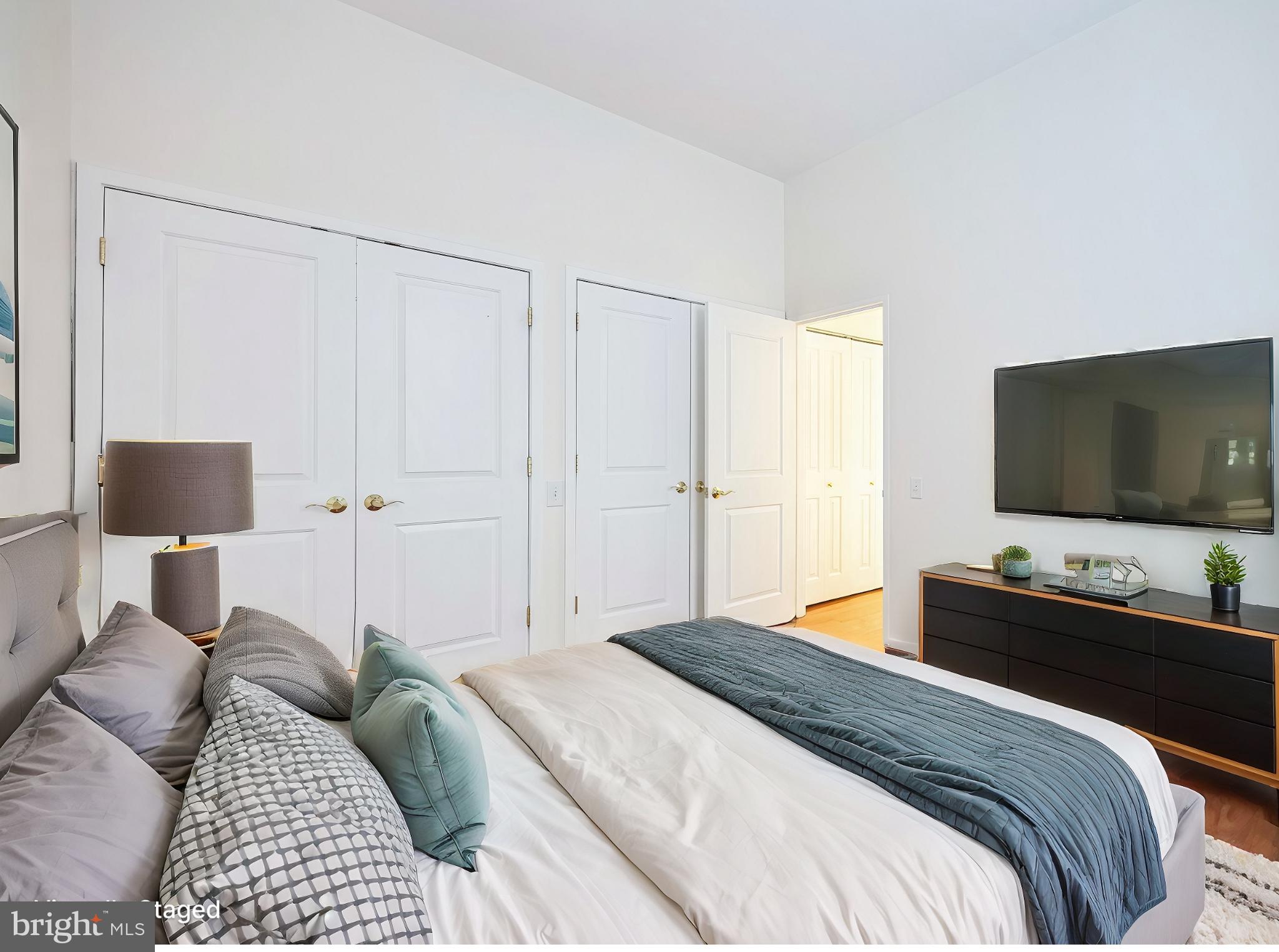 OLD CITY - Residential