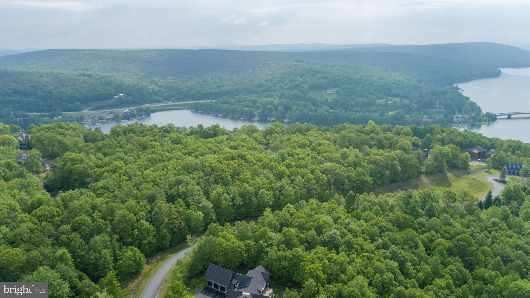 DEEP CREEK HIGHLANDS - Land