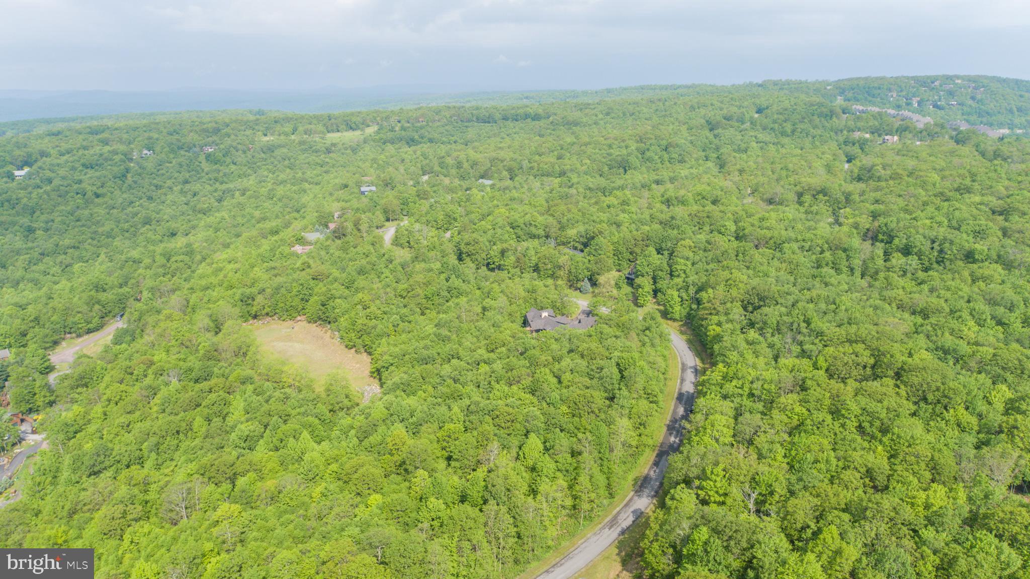 DEEP CREEK HIGHLANDS - Land