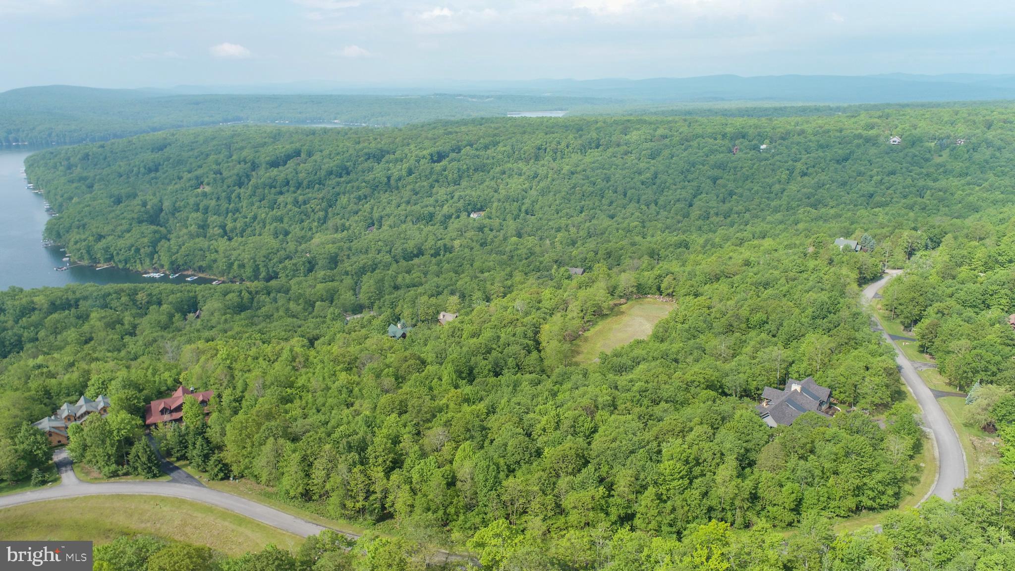 DEEP CREEK HIGHLANDS - Land