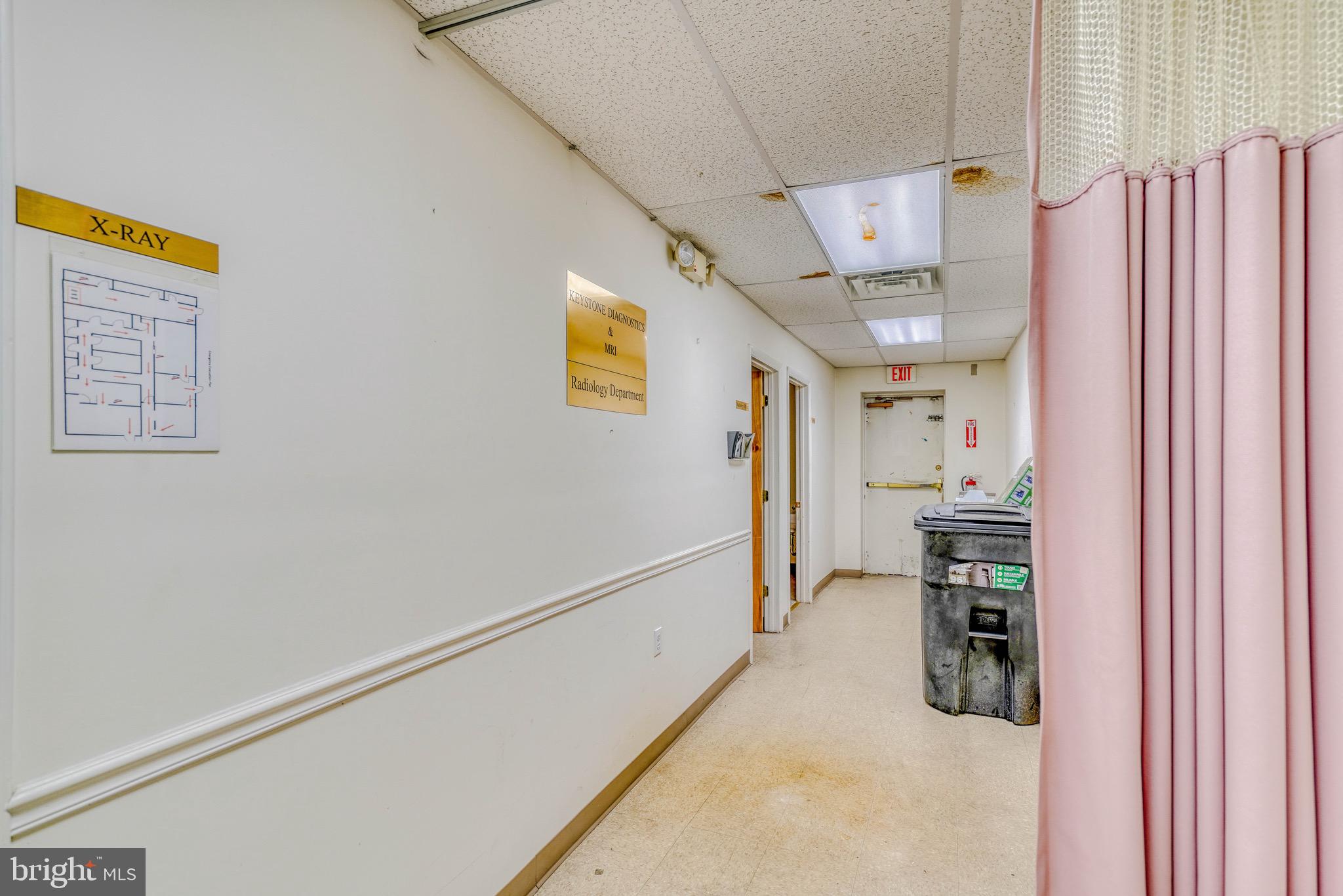 WEST OAK LANE - Commercial Sale