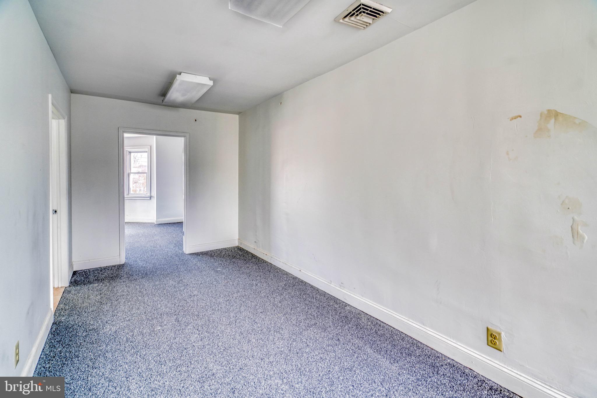 WEST OAK LANE - Commercial Sale