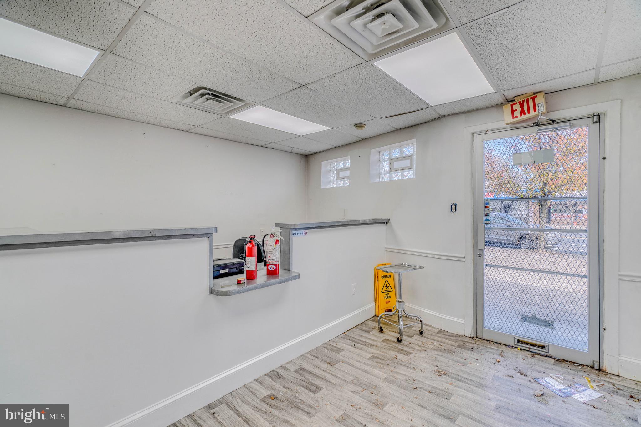 WEST OAK LANE - Commercial Sale