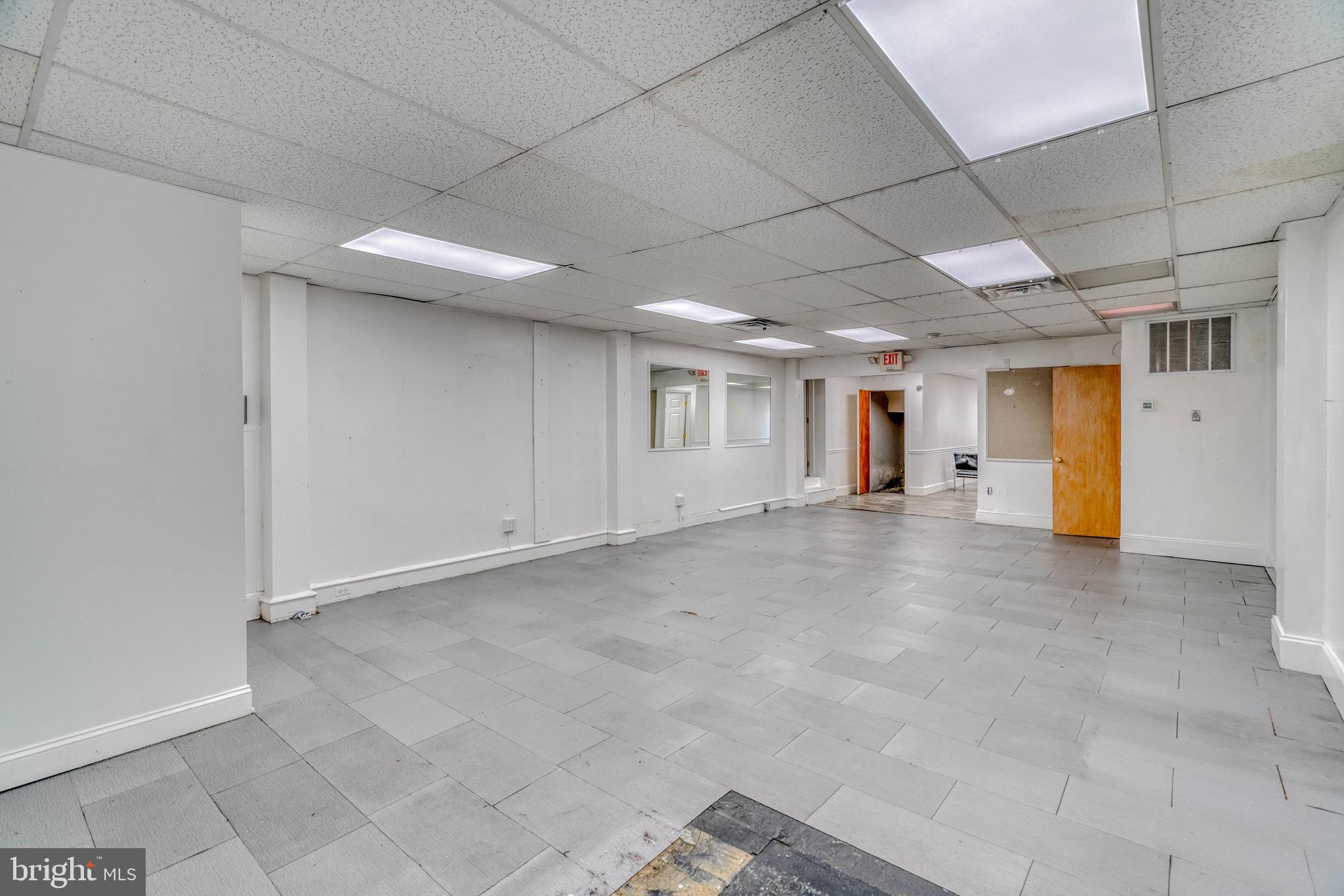 WEST OAK LANE - Commercial Sale