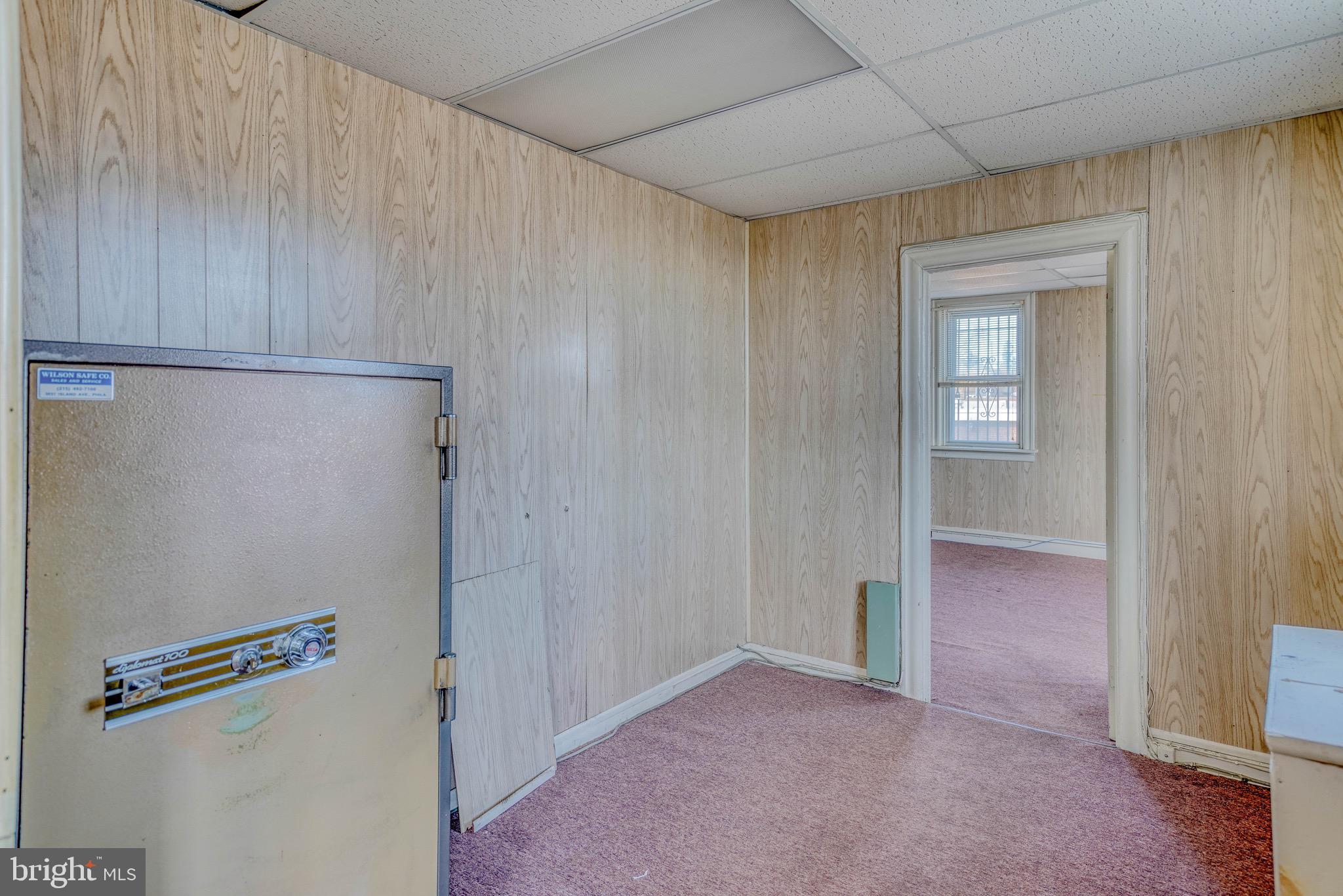 WEST OAK LANE - Commercial Sale