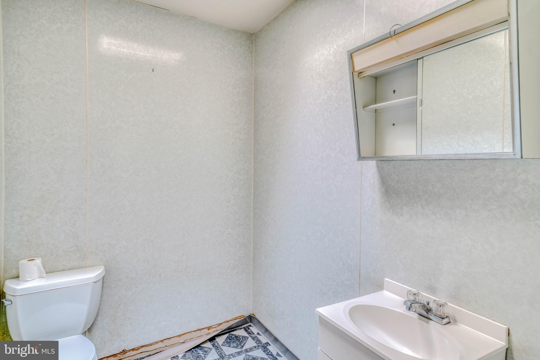 WEST OAK LANE - Commercial Sale