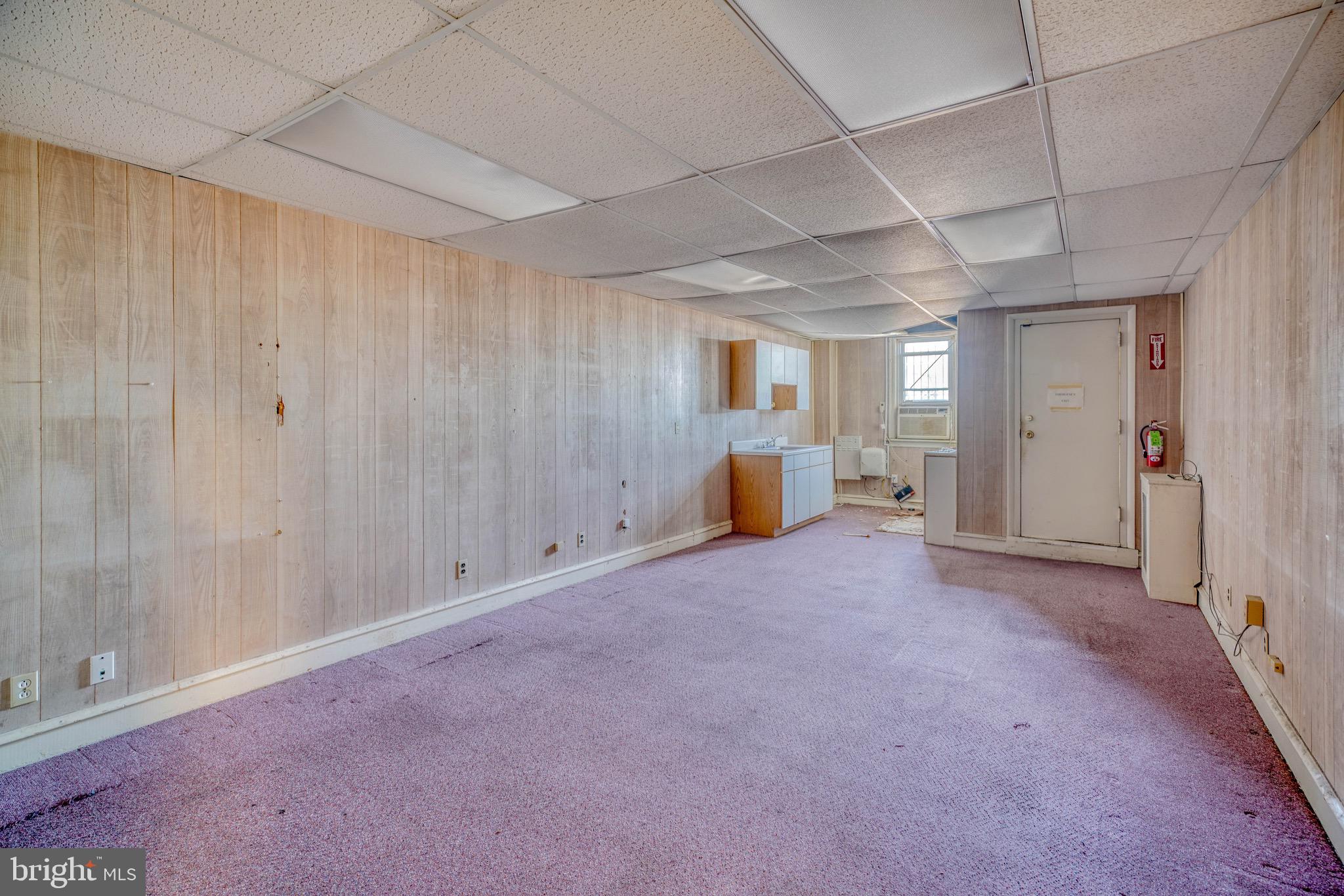 WEST OAK LANE - Commercial Sale