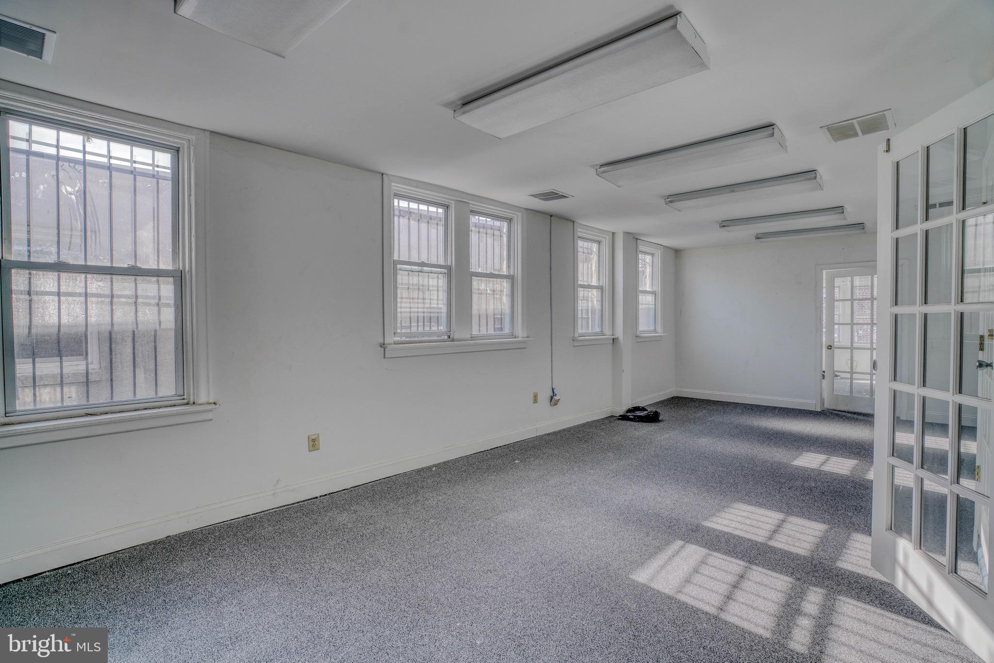 WEST OAK LANE - Commercial Sale