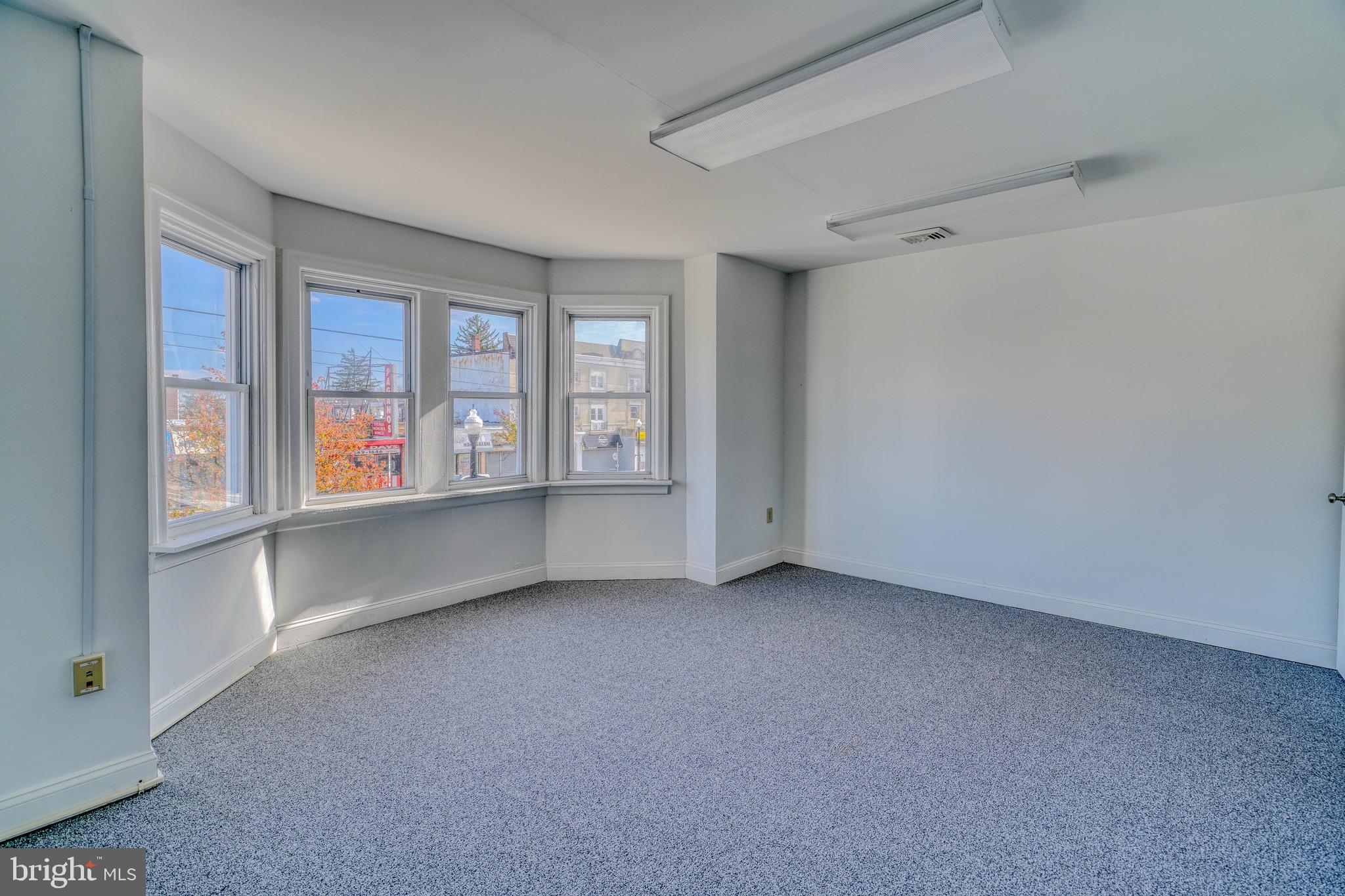 WEST OAK LANE - Commercial Sale