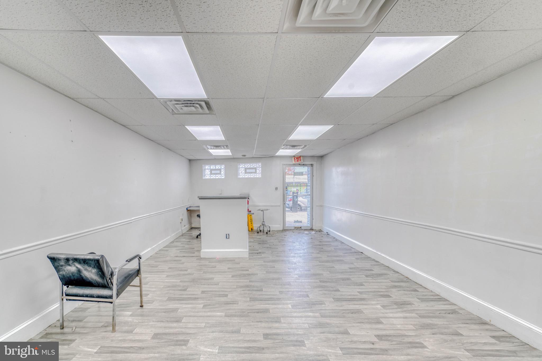 WEST OAK LANE - Commercial Sale