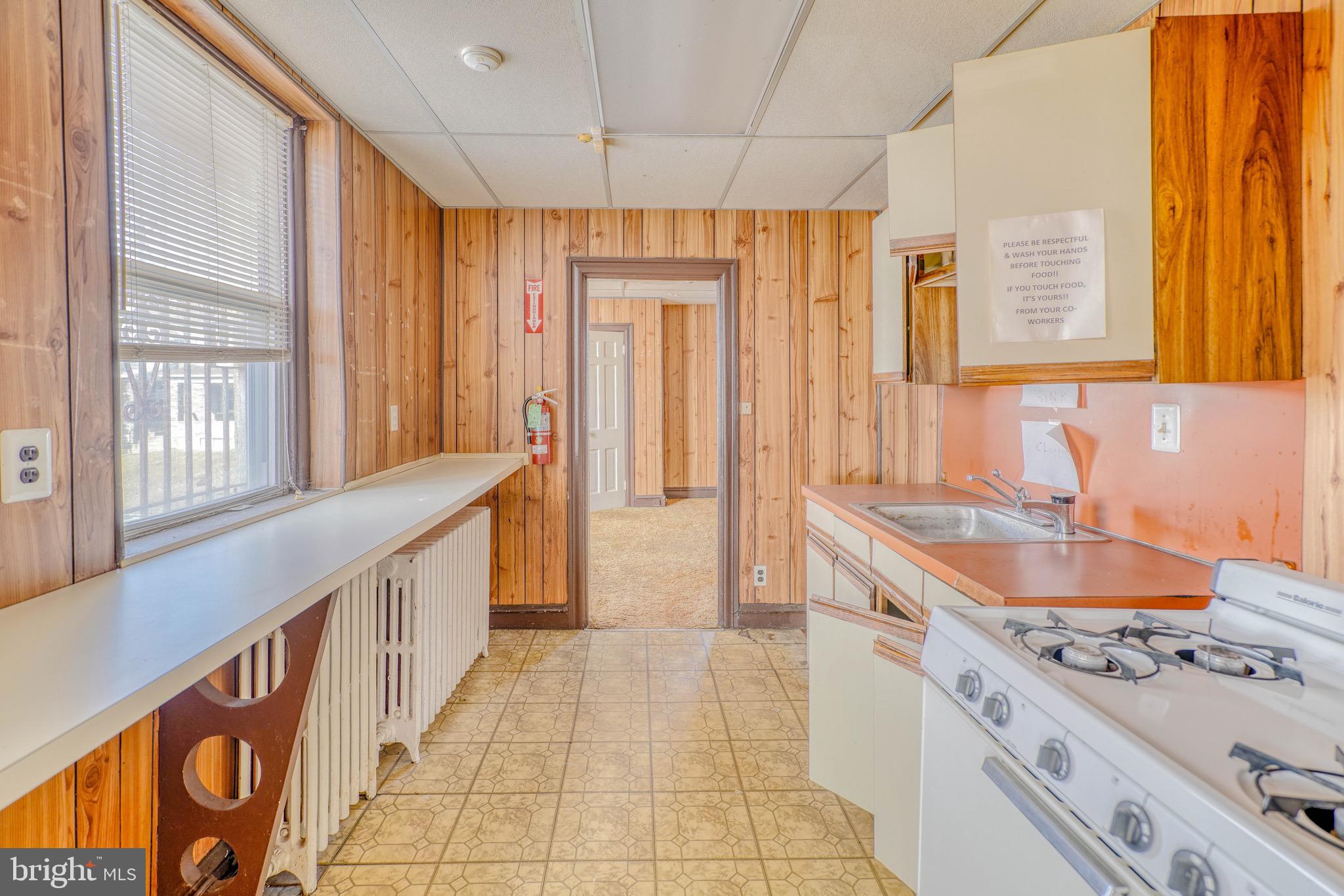 WEST OAK LANE - Commercial Sale