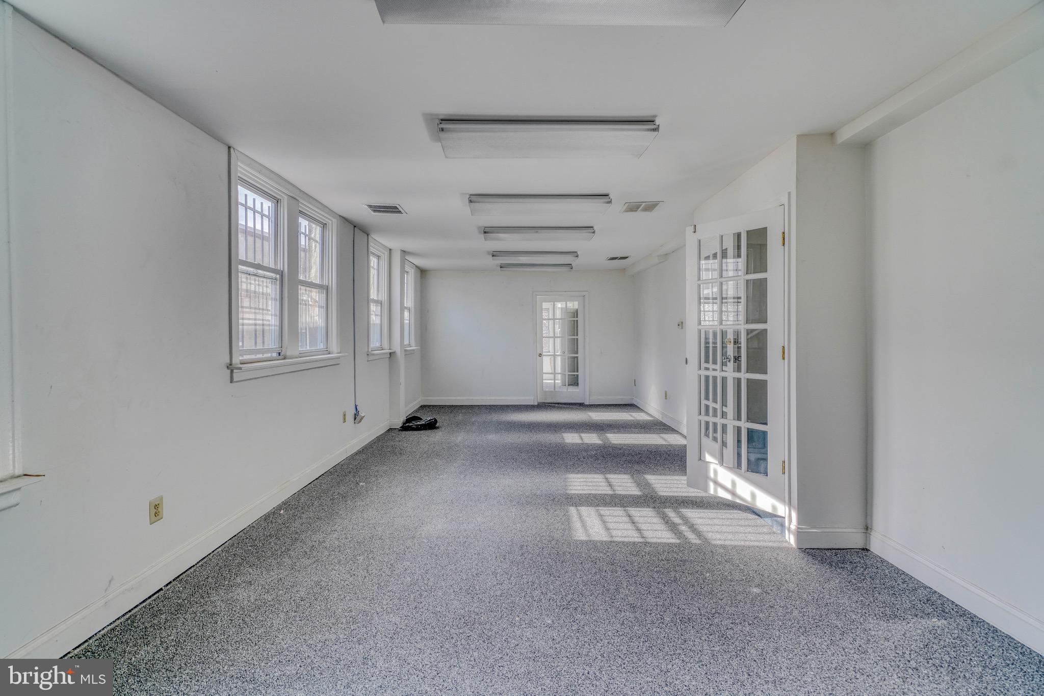 WEST OAK LANE - Commercial Sale