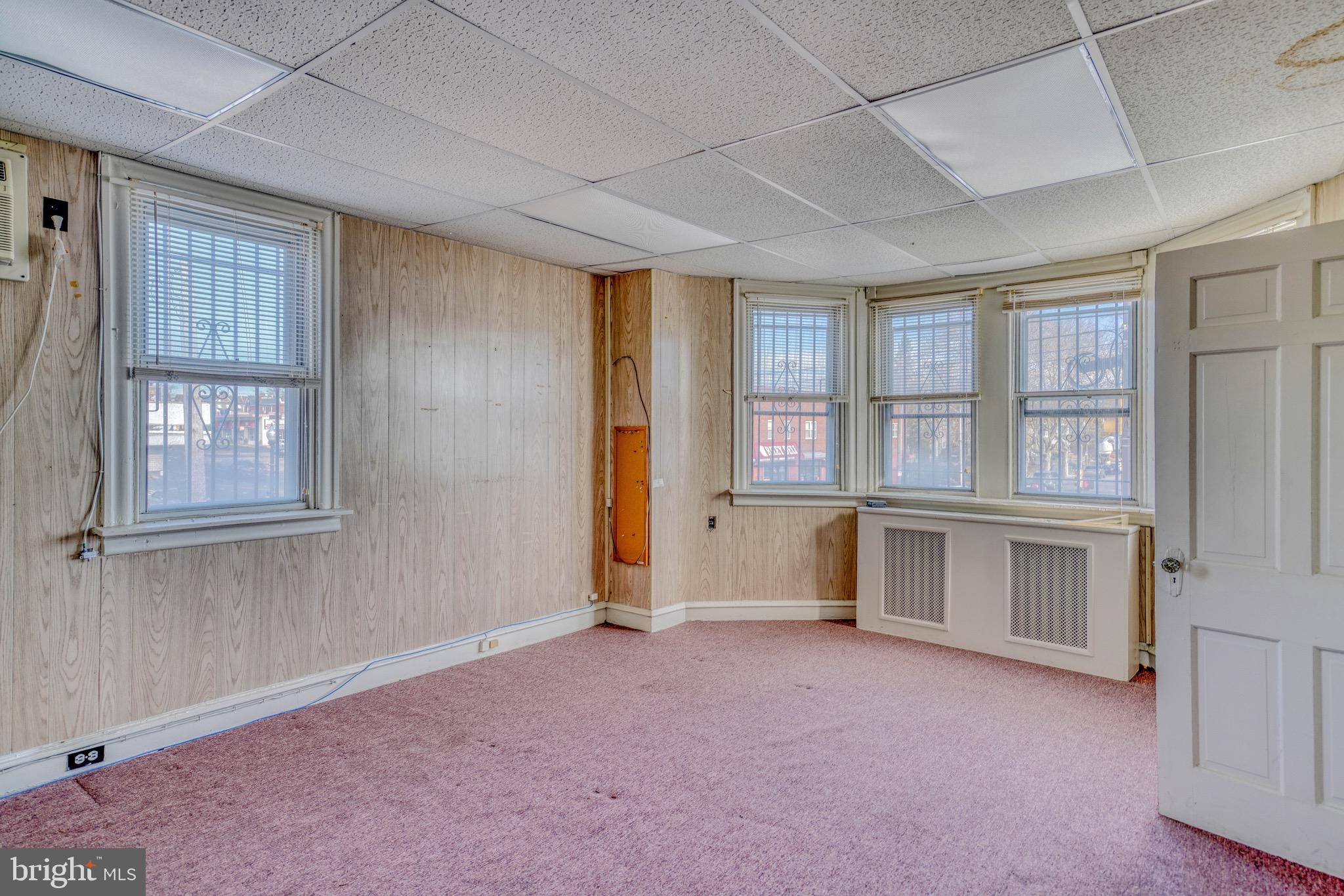 WEST OAK LANE - Commercial Sale