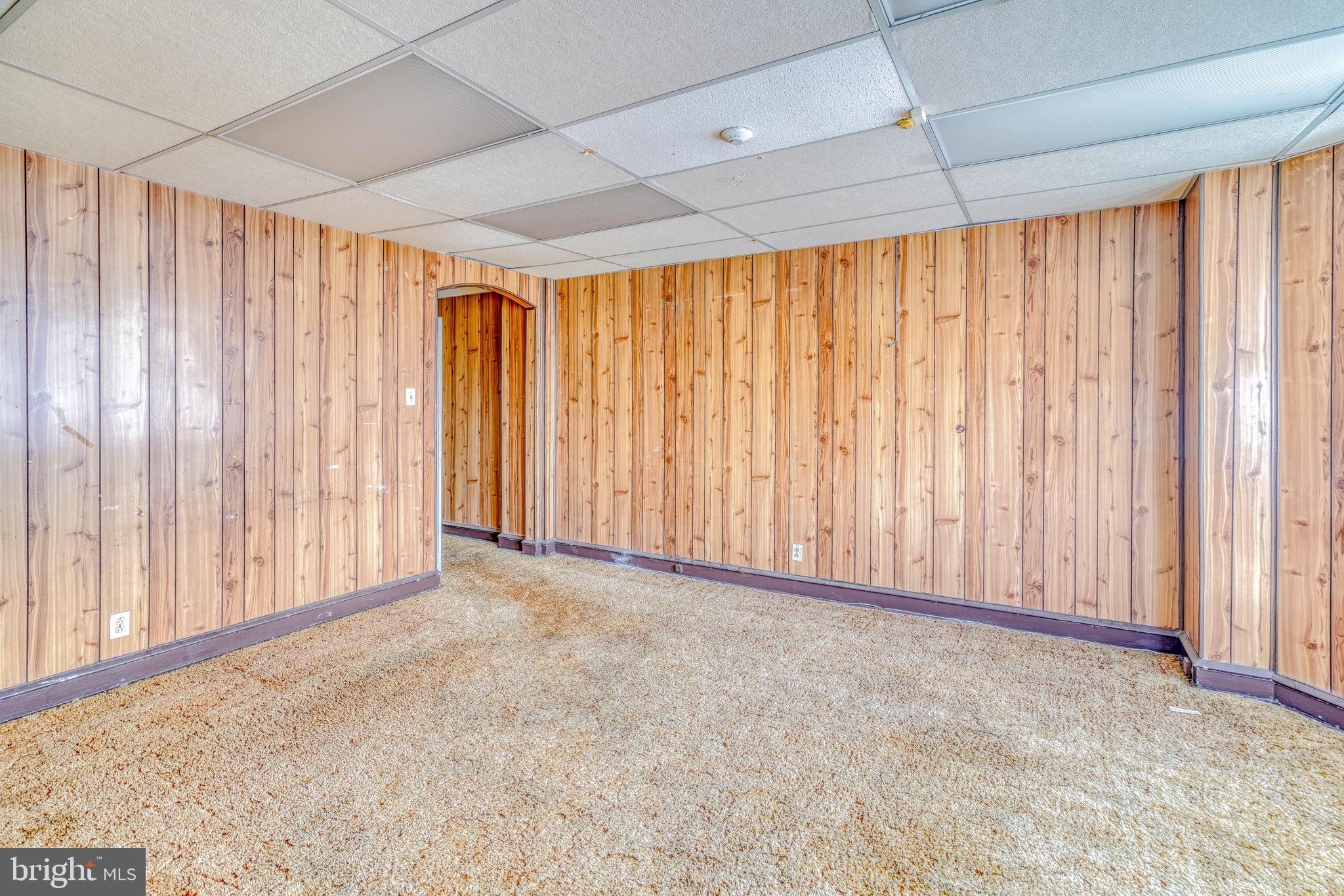 WEST OAK LANE - Commercial Sale