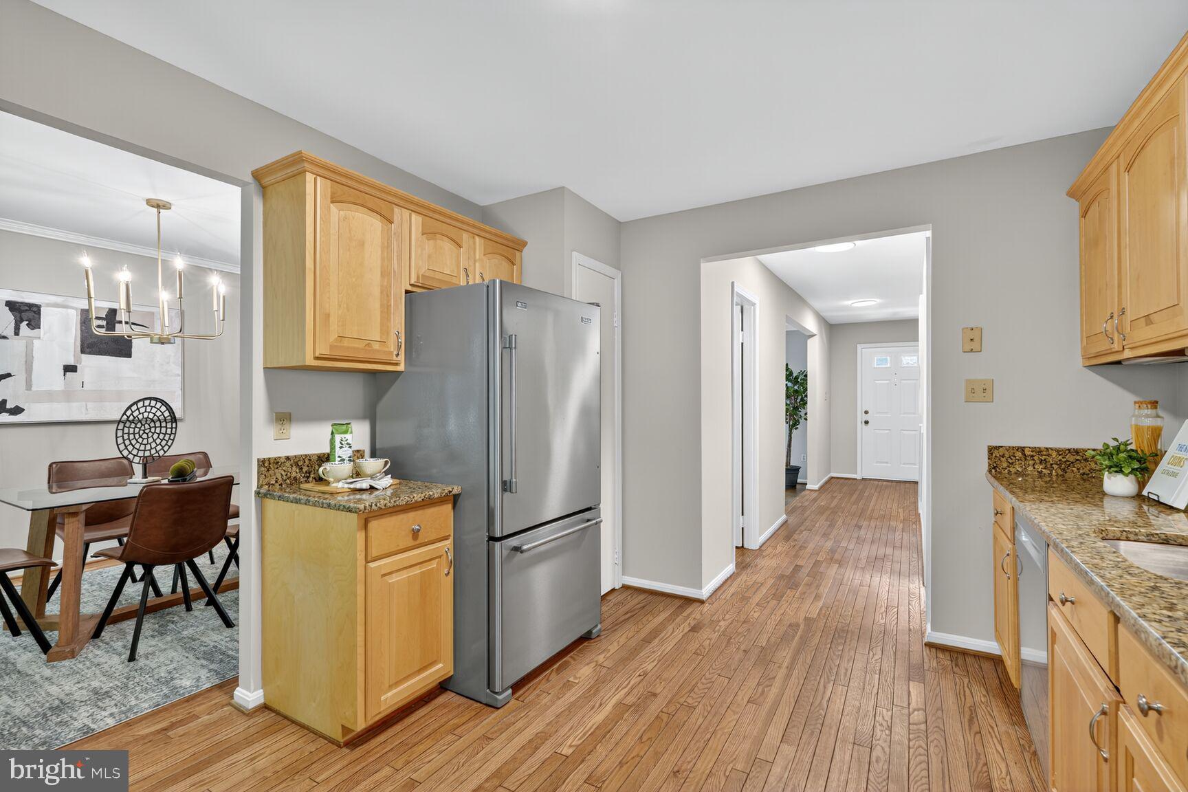 LAFAYETTE VILLAGE - Residential