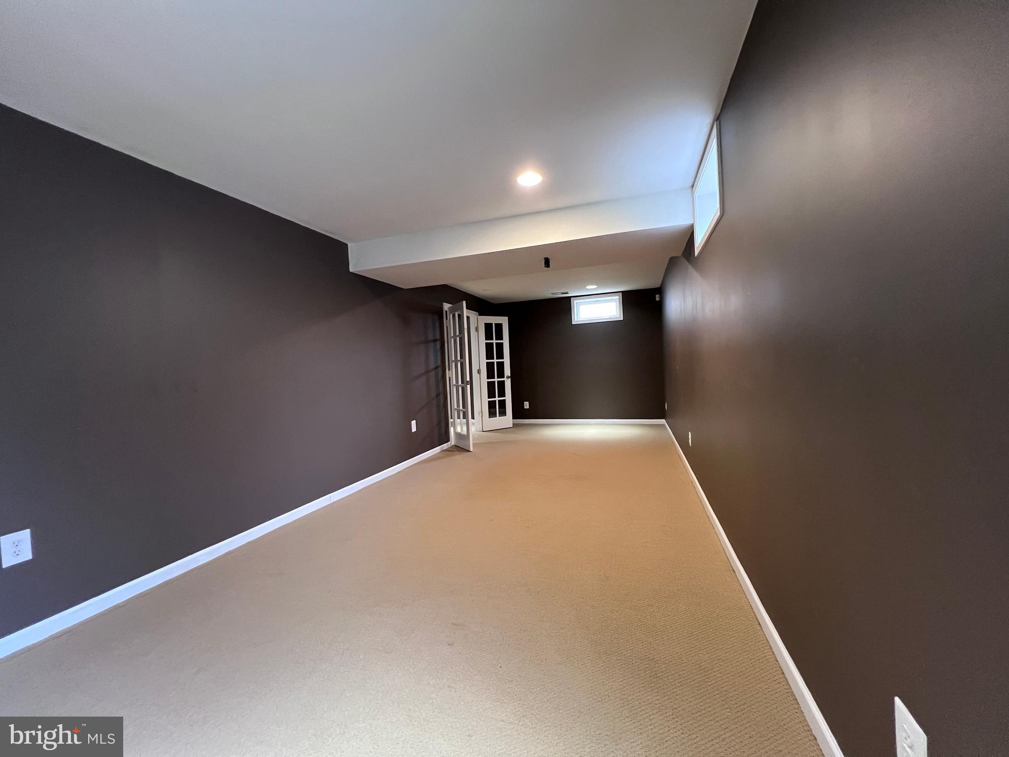 CHANTILLY PLACE - Residential Lease