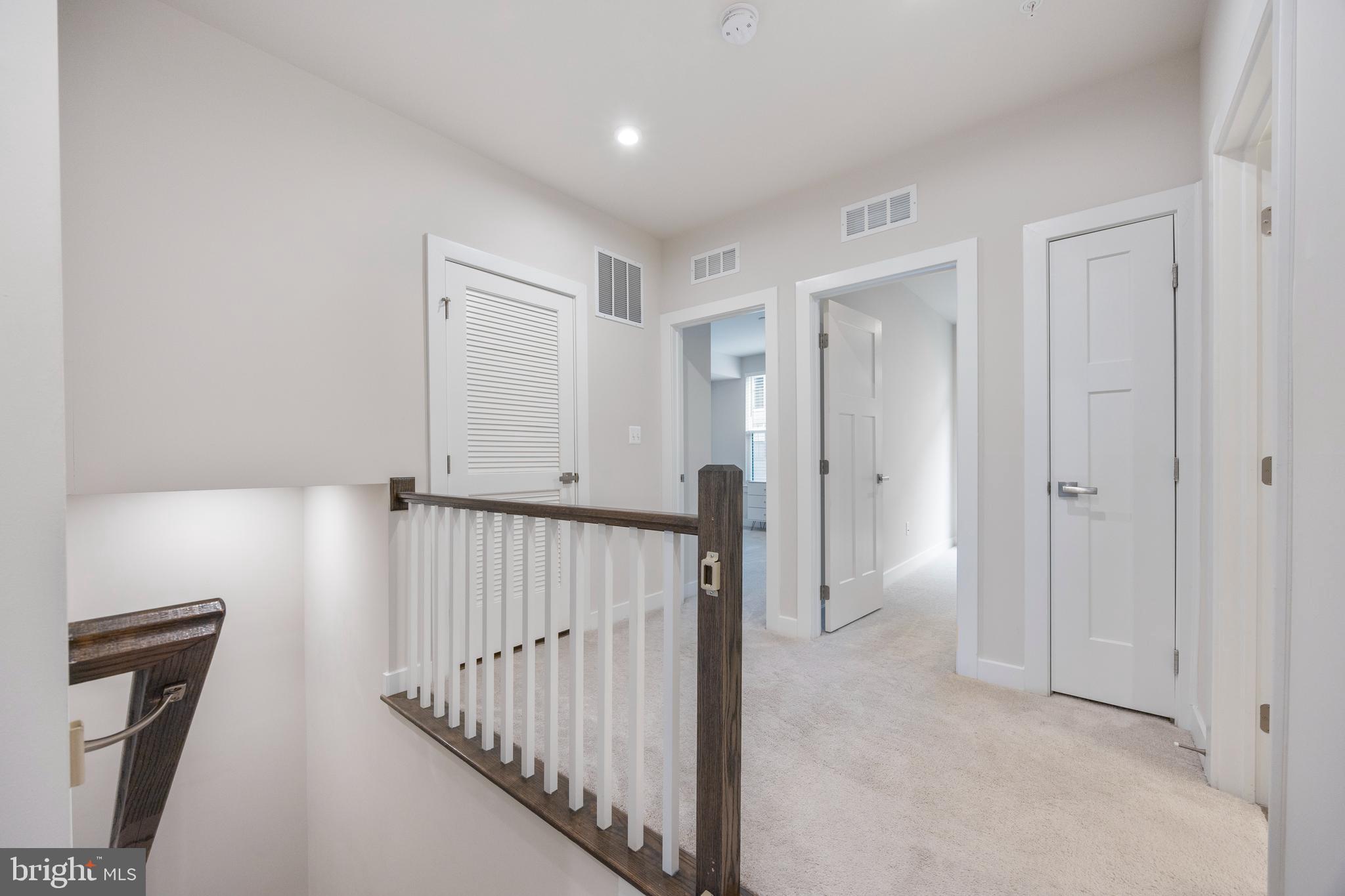 PADDOCK POINTE - Residential