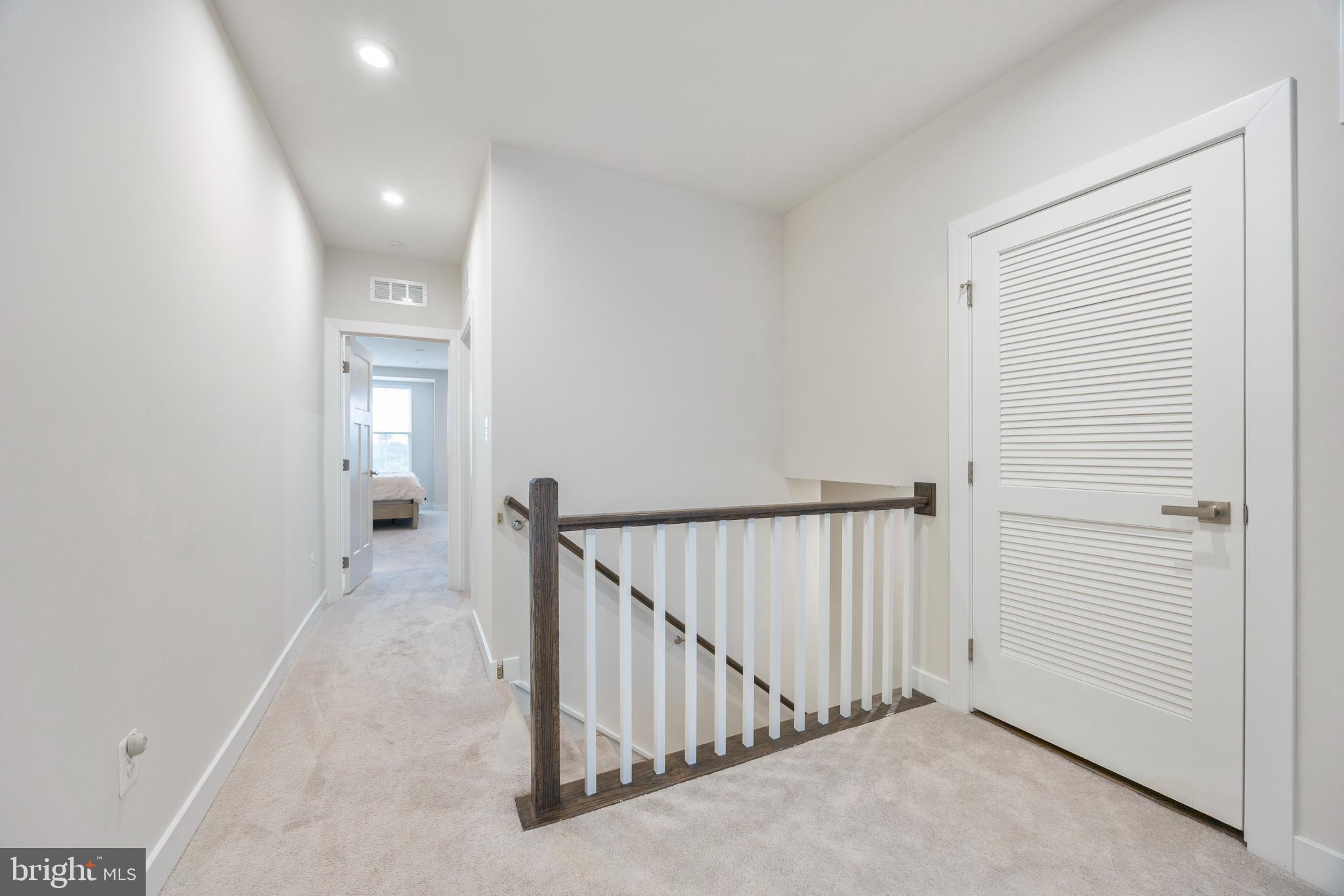 PADDOCK POINTE - Residential